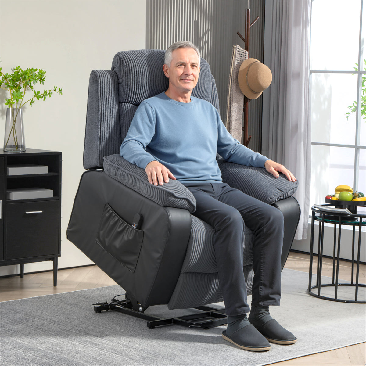 HOMCOM Power Lift Recliner Chair for Elderly, Patchwork Design Oversized Electric Riser and Recliner Armchair for Living Room with Remote Control and 2 Side Pockets, Dark Grey