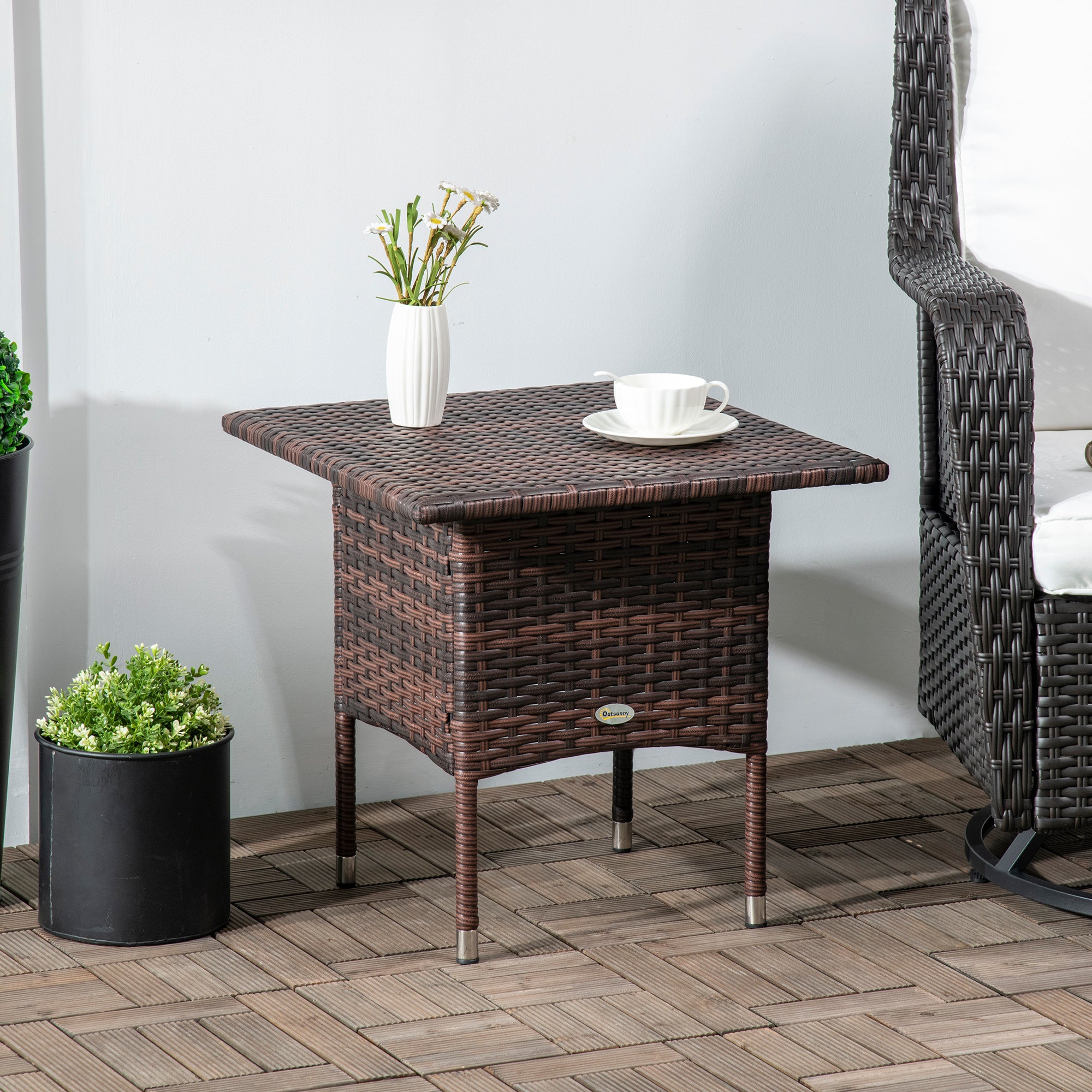 Outsunny Outdoor Rattan Side Table Coffee Table with Plastic Board, Full Woven Table Top for Patio, Garden, Balcony, Mixed Brown - North Peak Garden Furniture