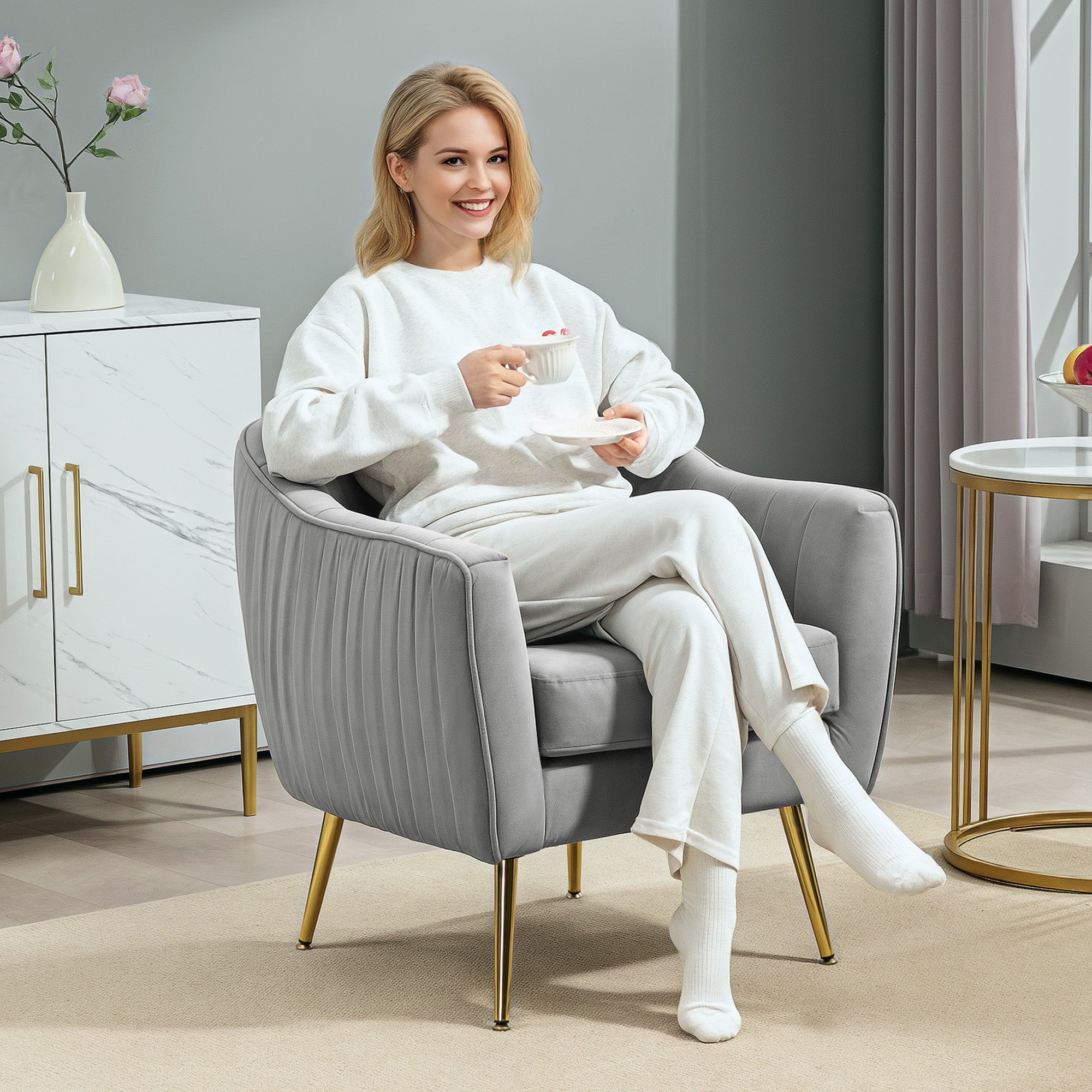 HOMCOM Velvet-Feel Shell Back Accent Chair - Grey - North Peak Garden Furniture