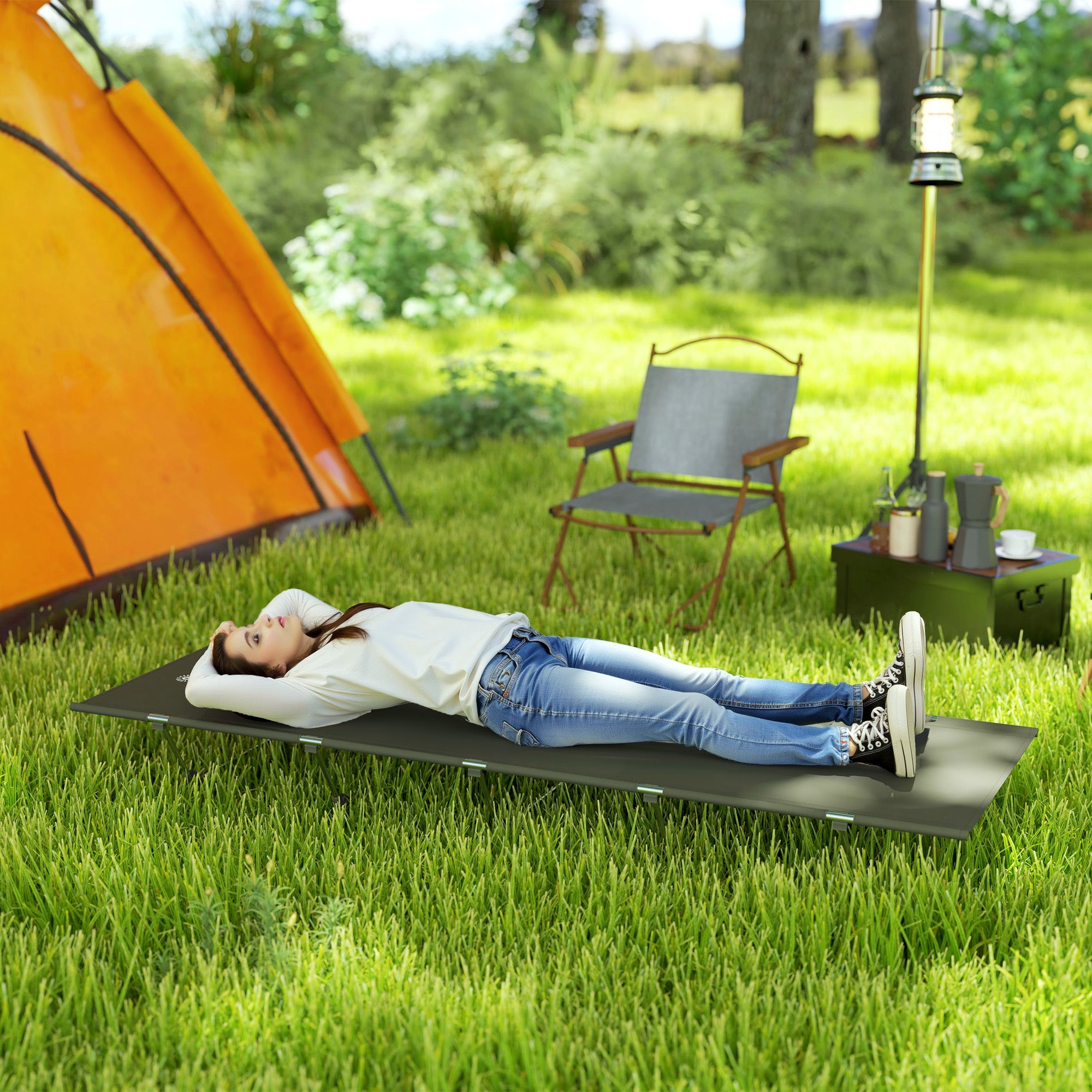 Outsunny Lightweight Camping Bed, Aluminium Portable Camp Cot w/ Strong Support 150kg and Carry Bag for Camping, Dark Green - North Peak Garden Furniture