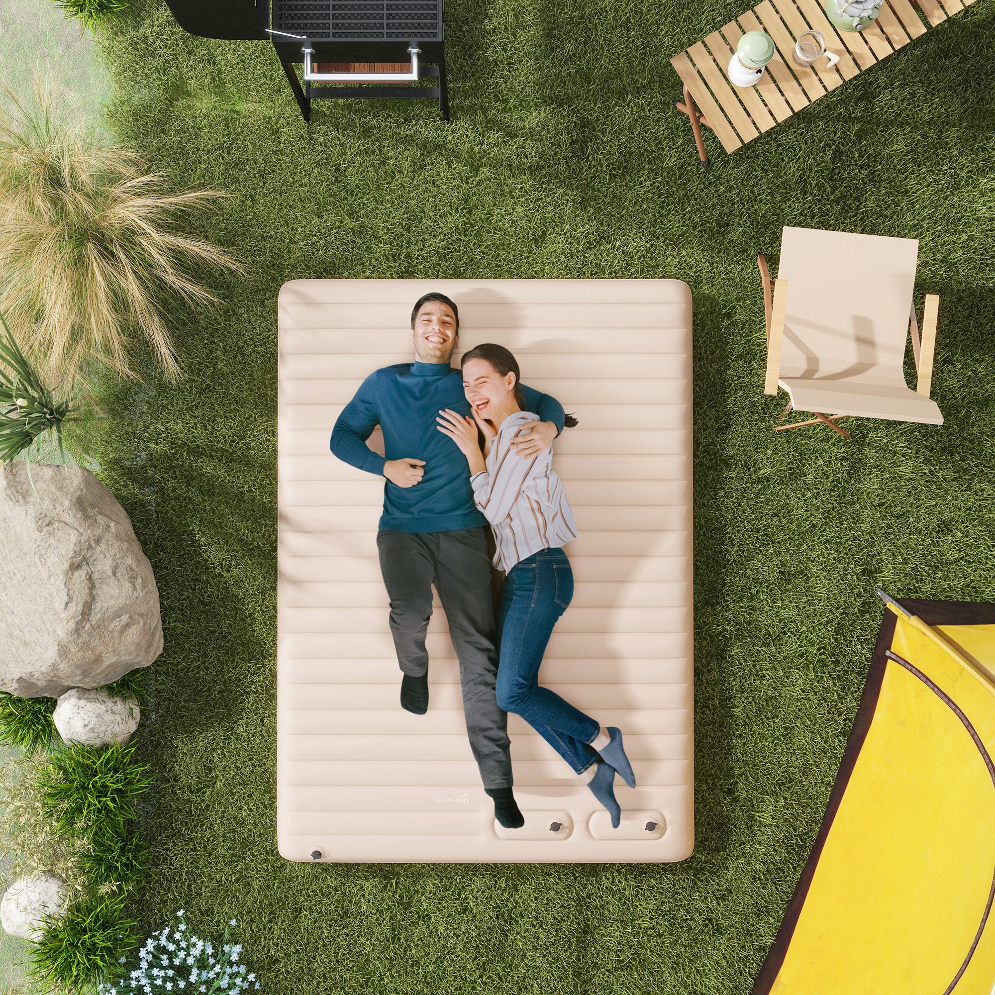 Outsunny Double Inflatable Mattress, with Built-In Pump - White - North Peak Garden Furniture