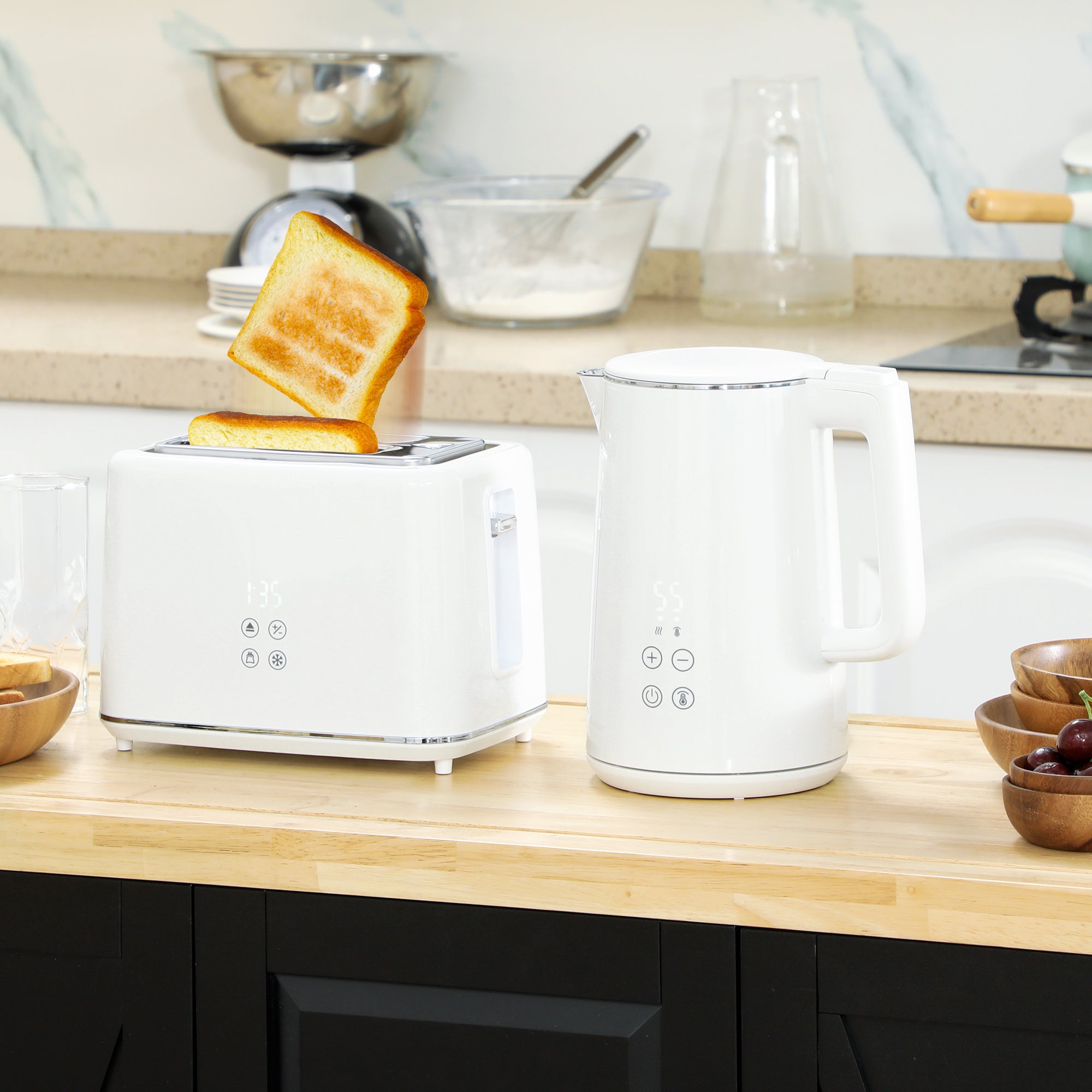 HOMCOM Kettle and Toaster Set, 1.5L 3000W Fast Boil Kettle with Insulation & 2 Slice Toaster Kitchen Set with 7 Level Browning Controls, Defrost, Reheat and Crumb Tray, Cream White - North Peak Garden Furniture