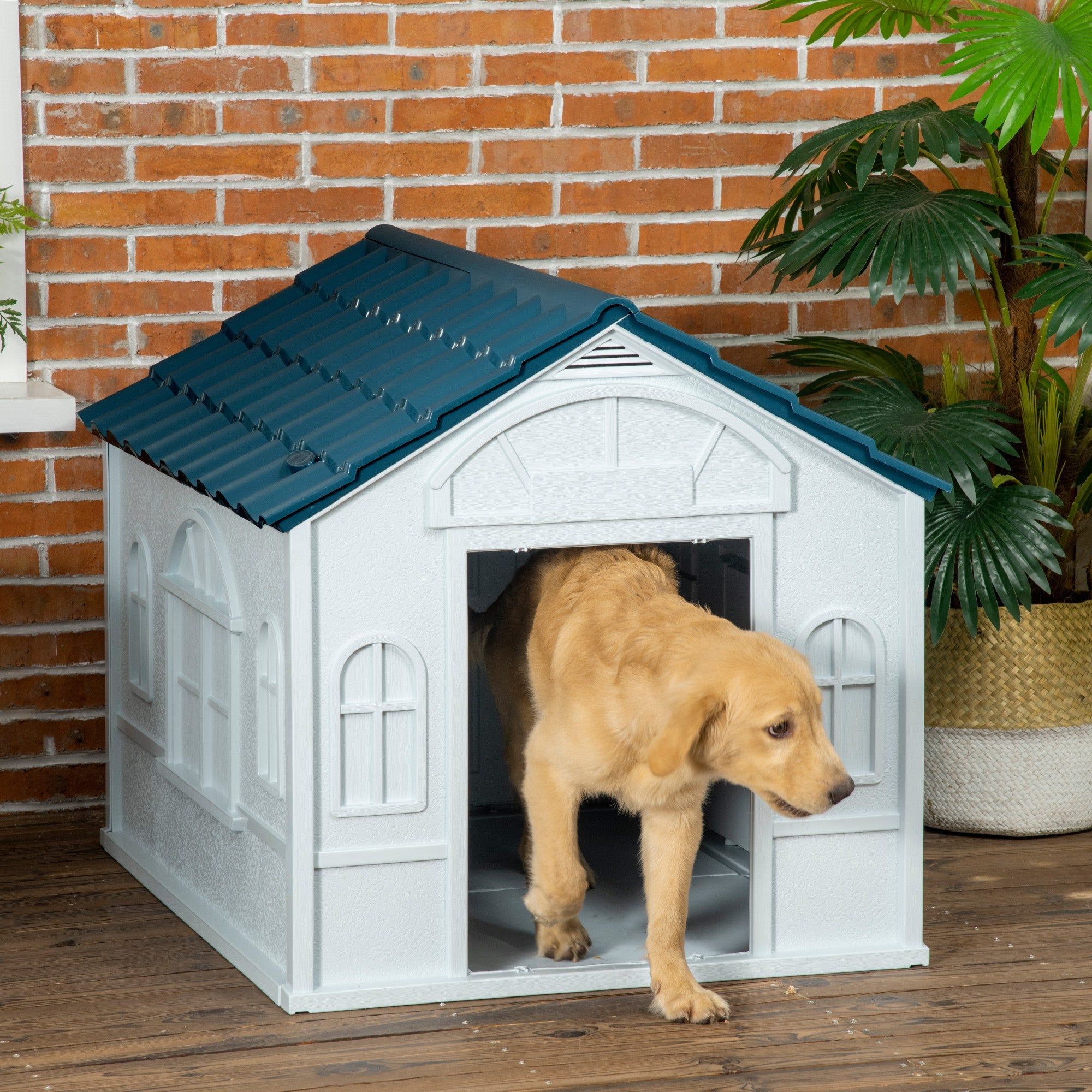 PawHut Plastic Weather-Resistant Dog House, for Indoors and Outdoors, Large Dogs - White and Blue - North Peak Garden Furniture