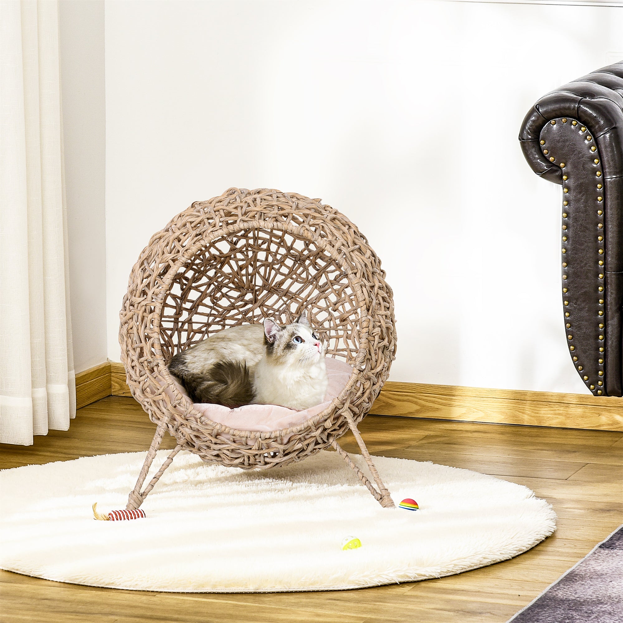 PawHut Wicker Cat Bed, Ball-Shaped Rattan Elevated Cat Basket with Three Tripod Legs, Cushion - Natural Wood Finish - North Peak Garden Furniture