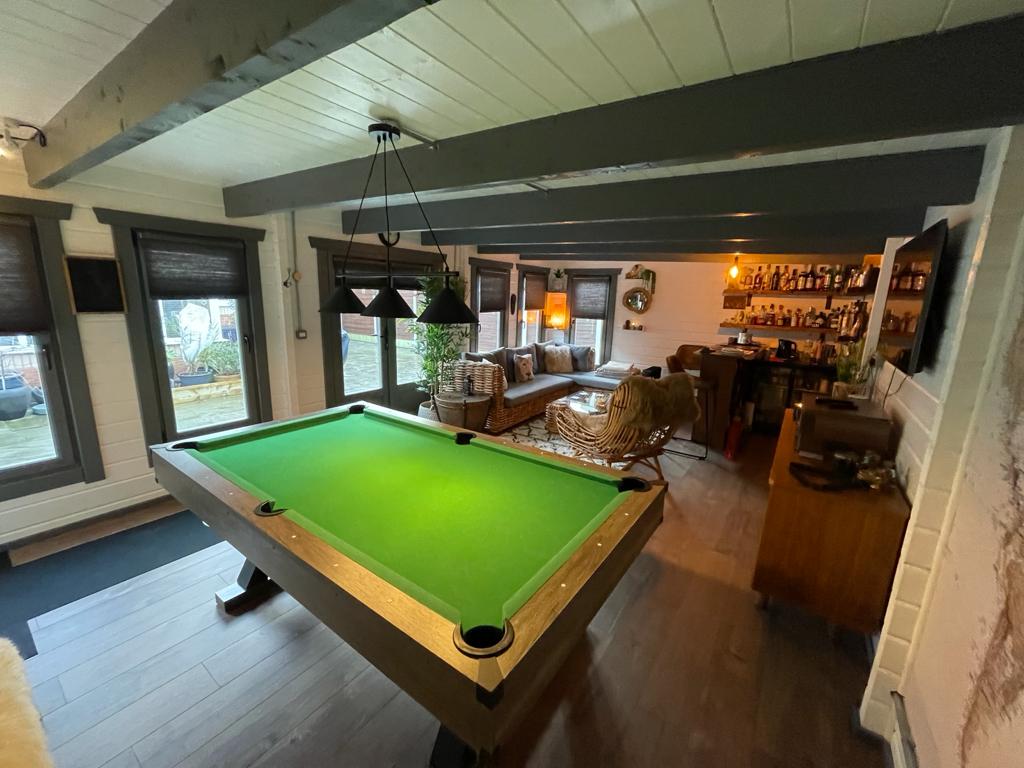 Games Room Cabin