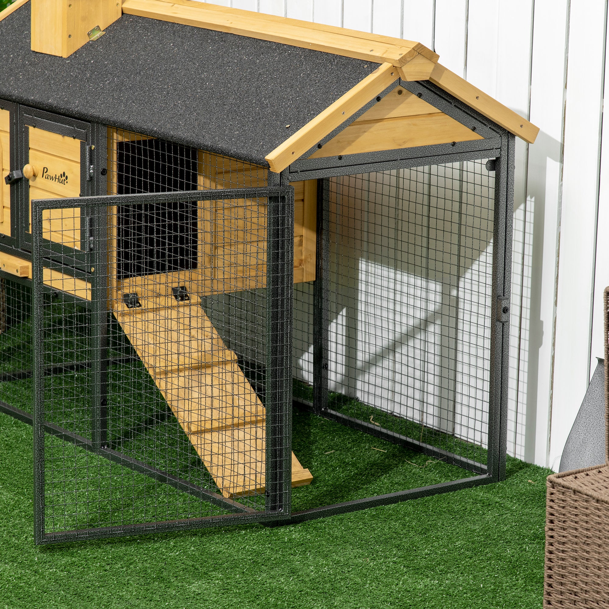 PawHut Outdoor Rabbit Hutch, with Run, Removable Tray, Asphalt Roof, 120 x 55.5 x 80cm - North Peak Garden Furniture