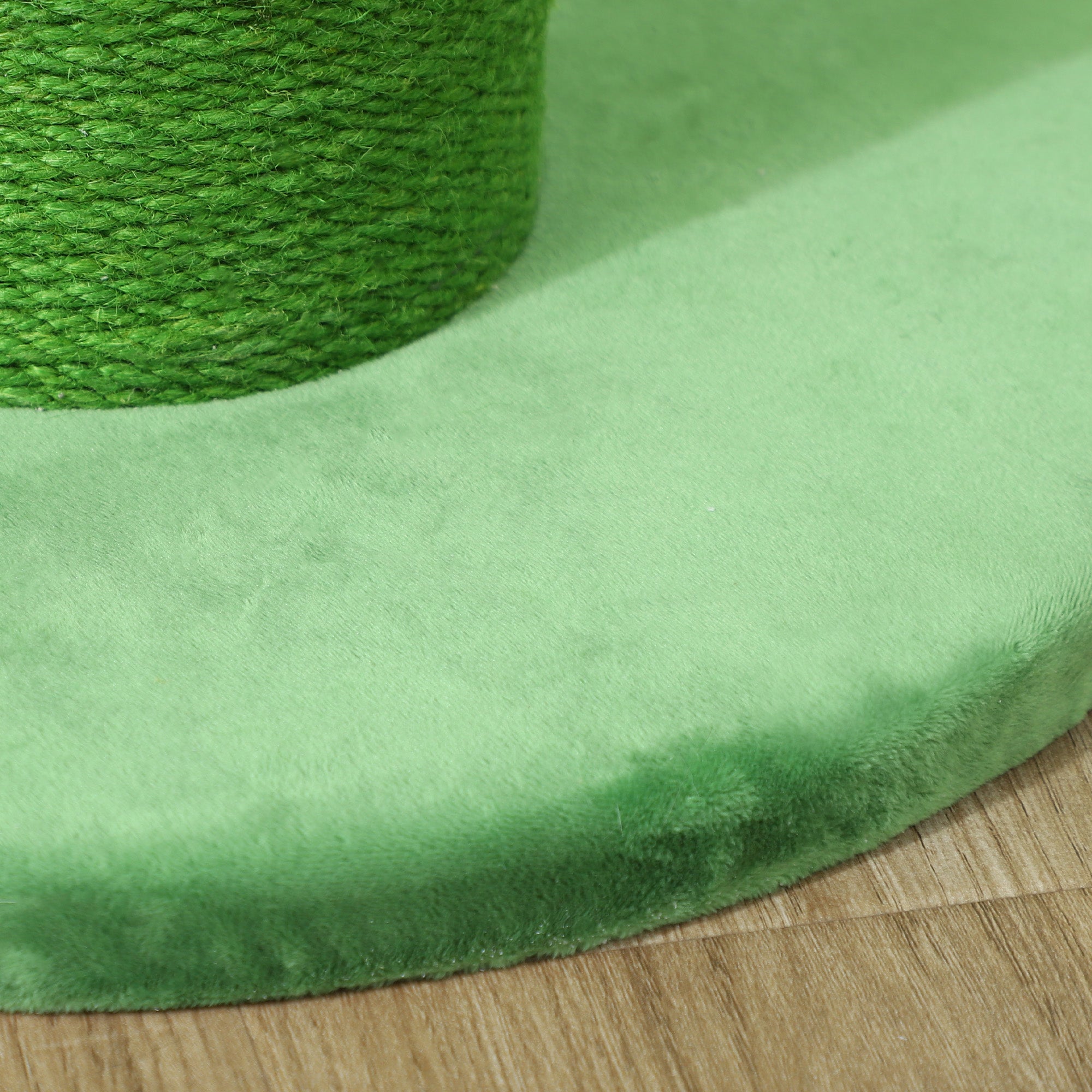 PawHut 63cm Cat Scratching Post for Indoor Cats, with Sisal Rope Cover, Large Base, Green - North Peak Garden Furniture