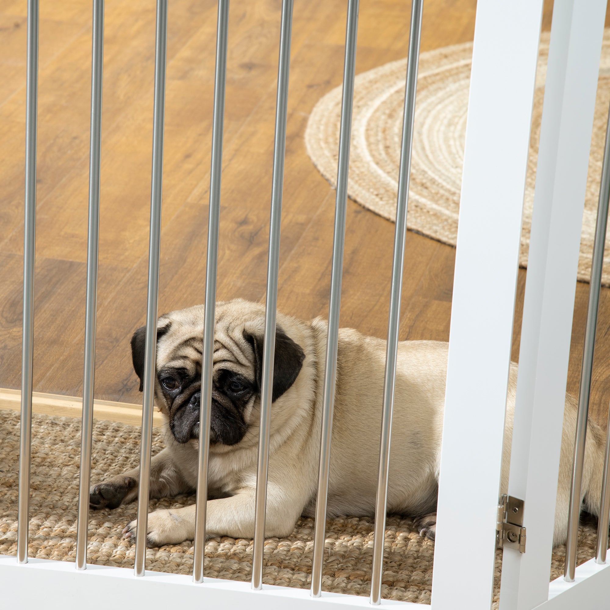 PawHut Foldable Dog Gate, Freestanding Pet Gate, with Two Support Feet, for Staircases, Hallways, Doorways - White