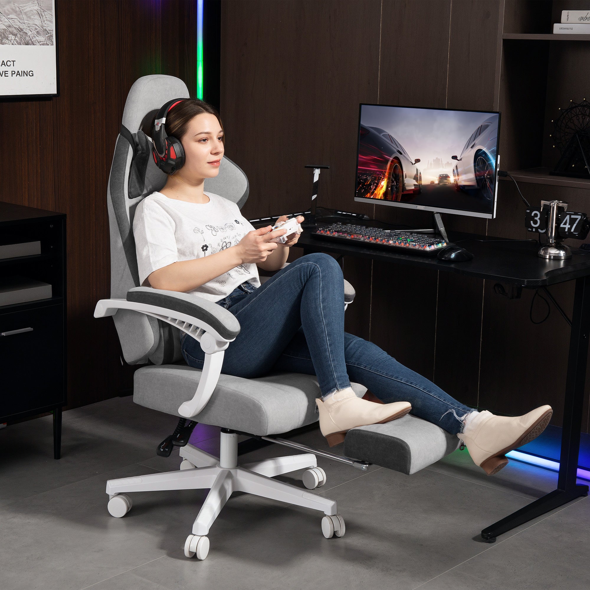 HOMCOM Ergonomic High Back Gaming Chair for Adults, Printed Velvet Computer Recliner Chair with Footrest, Lumbar Support, Adjustable Height and 360° Swivel Seat for Office or Gaming, Grey - North Peak Garden Furniture
