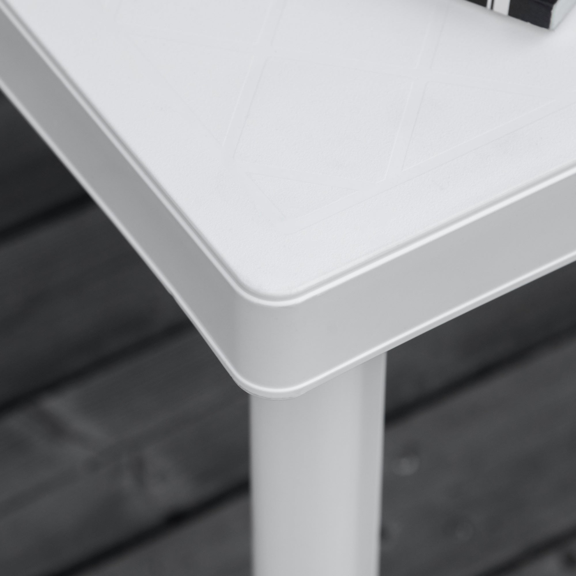 Outsunny Garden Side Table Plastic Outdoor Square Coffee End Table for Drink Snack, White - North Peak Garden Furniture