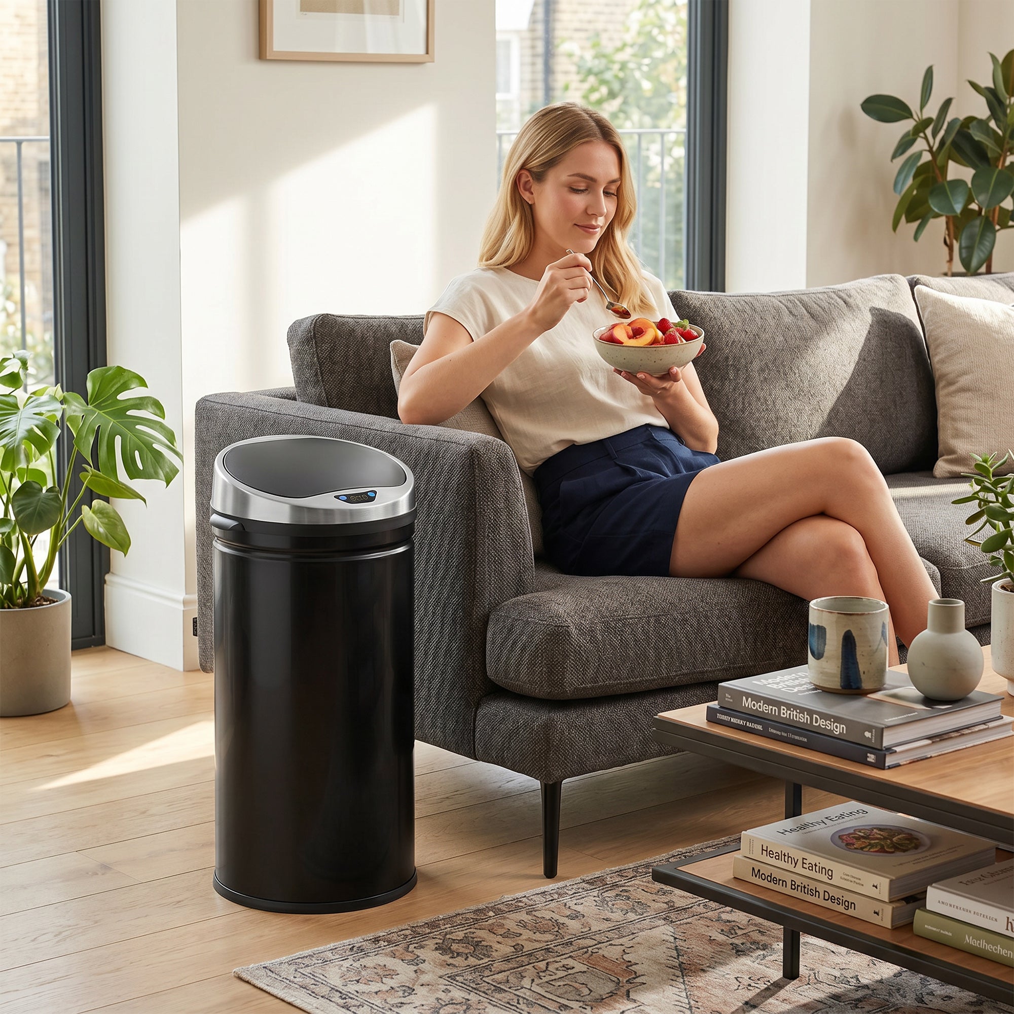 HOMCOM 42L Sensor Bin for Kitchen Waste Automatic Dustbin Motion Detection Dustbin  Stainless Steel Rubbish Can with Bucket, Black