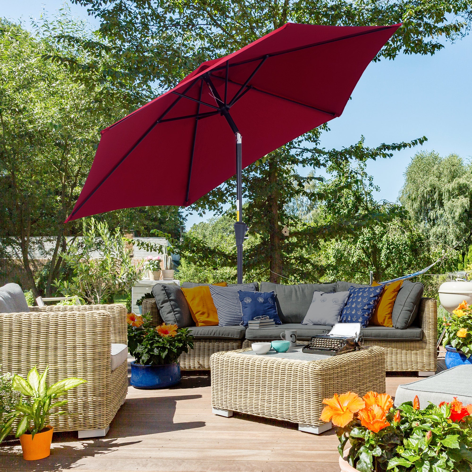 Outsunny Tilting Garden Parasol: Crank-Operated Sun Shade with Aluminium Frame, Wine Red, 2.7M