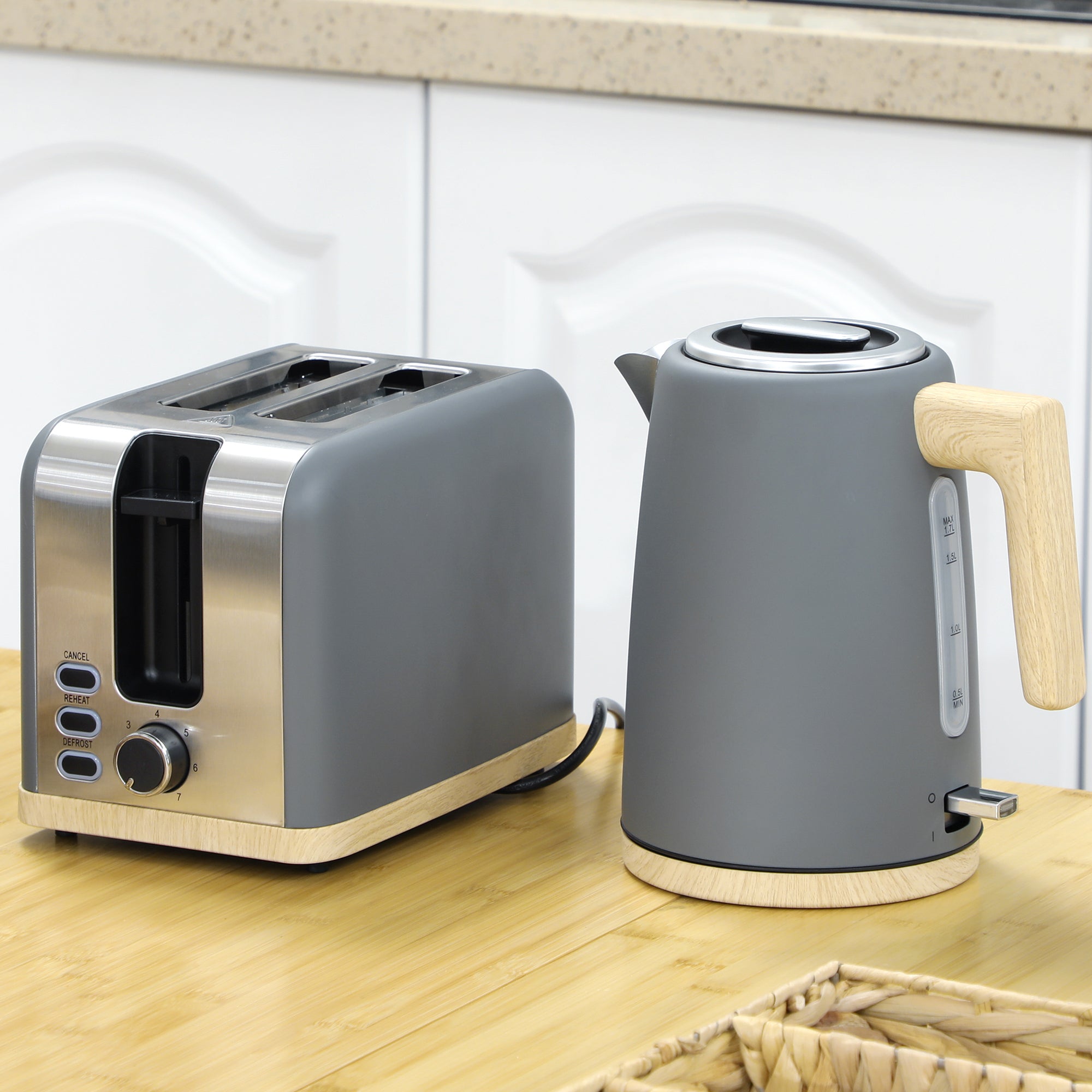 HOMCOM Kettle and Toaster Set, 1.7L 3000W Fast Boil Kettle & 2 Slice Toaster Kitchen Set with 7 Level Browning Controls, Defrost, Reheat, Auto Off, Boil-dry Protection, Grey - North Peak Garden Furniture