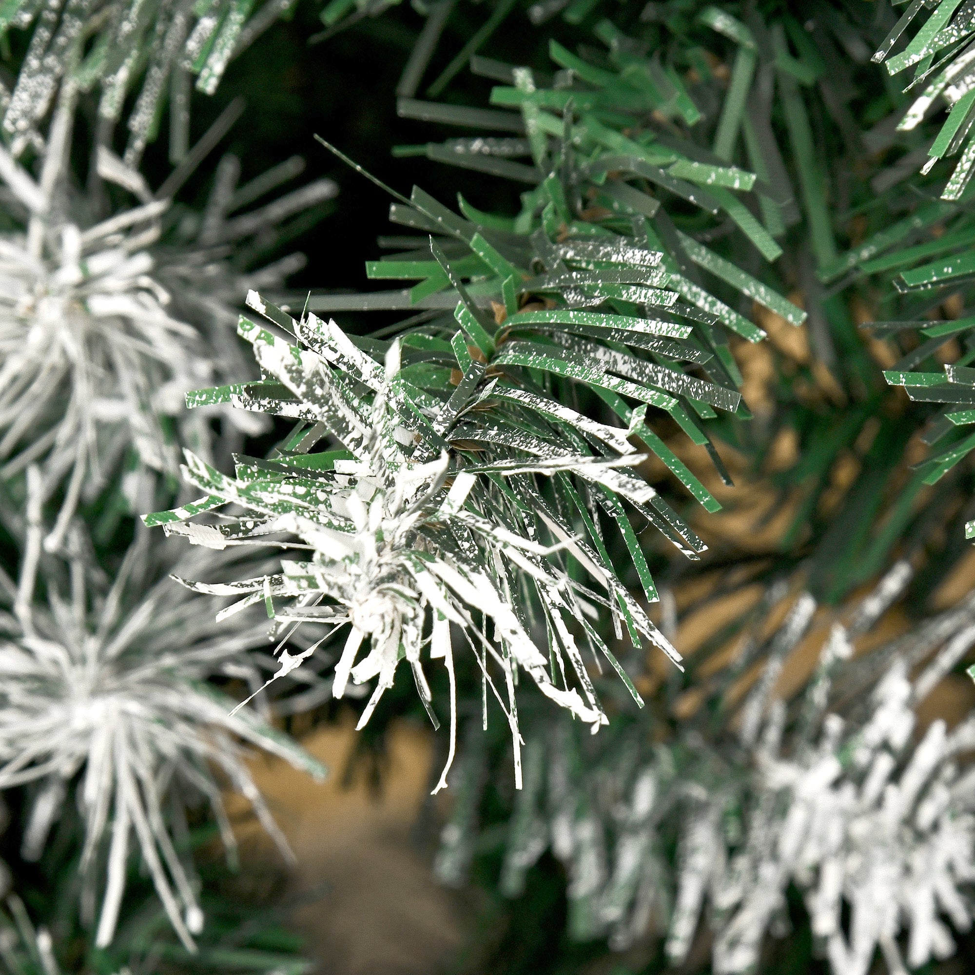 HOMCOM 6FT Artificial Christmas Tree with Pine Cones, Holiday Home Xmas Decoration Automatic Open, Green - North Peak Garden Furniture