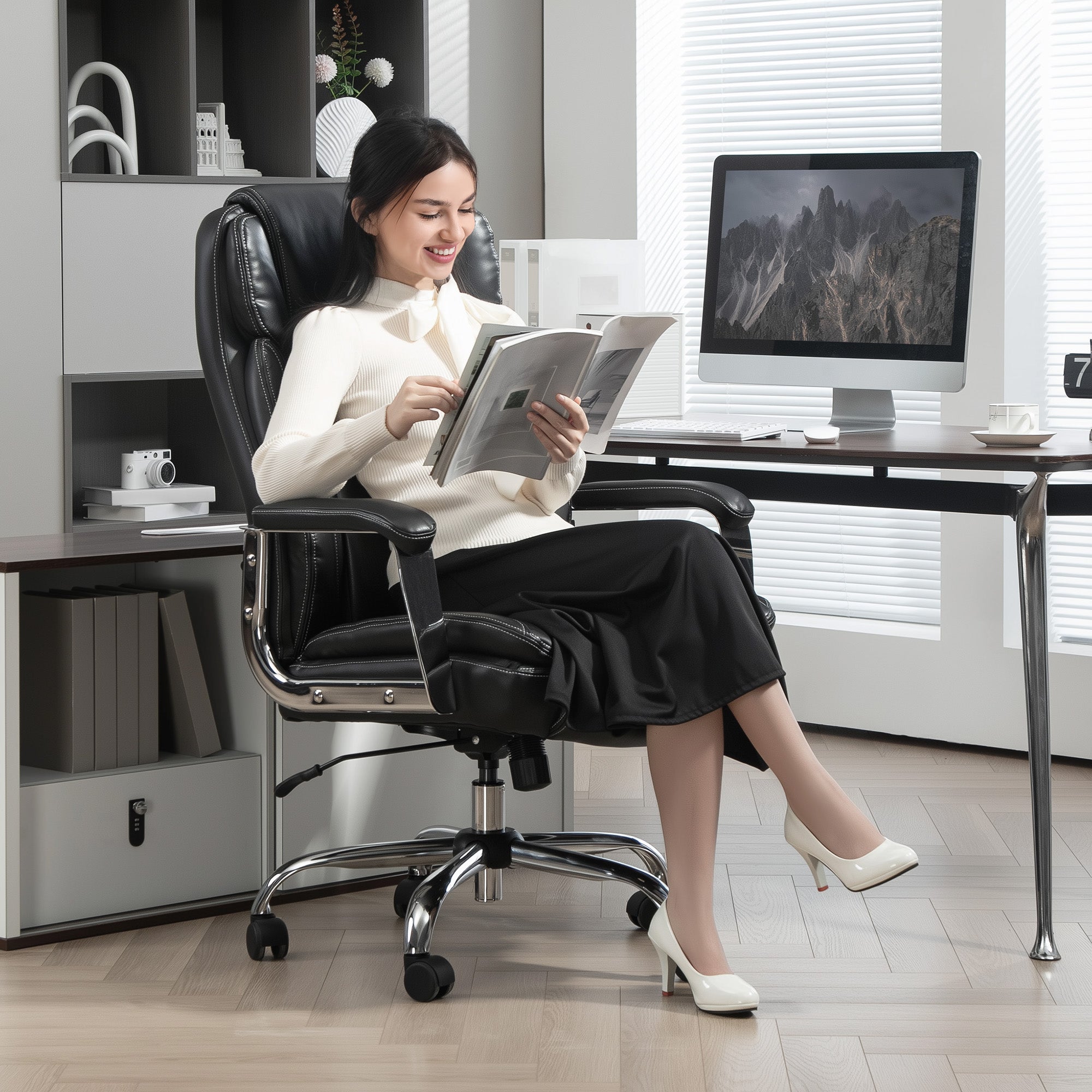 HOMCOM Ergonomic Office Chair, Heavy Duty Faux Leather Desk Chair with Tilt Function, Adjustable Height, 227kg 500LBS Swivel Computer Chair for Home Study, Black - North Peak Garden Furniture