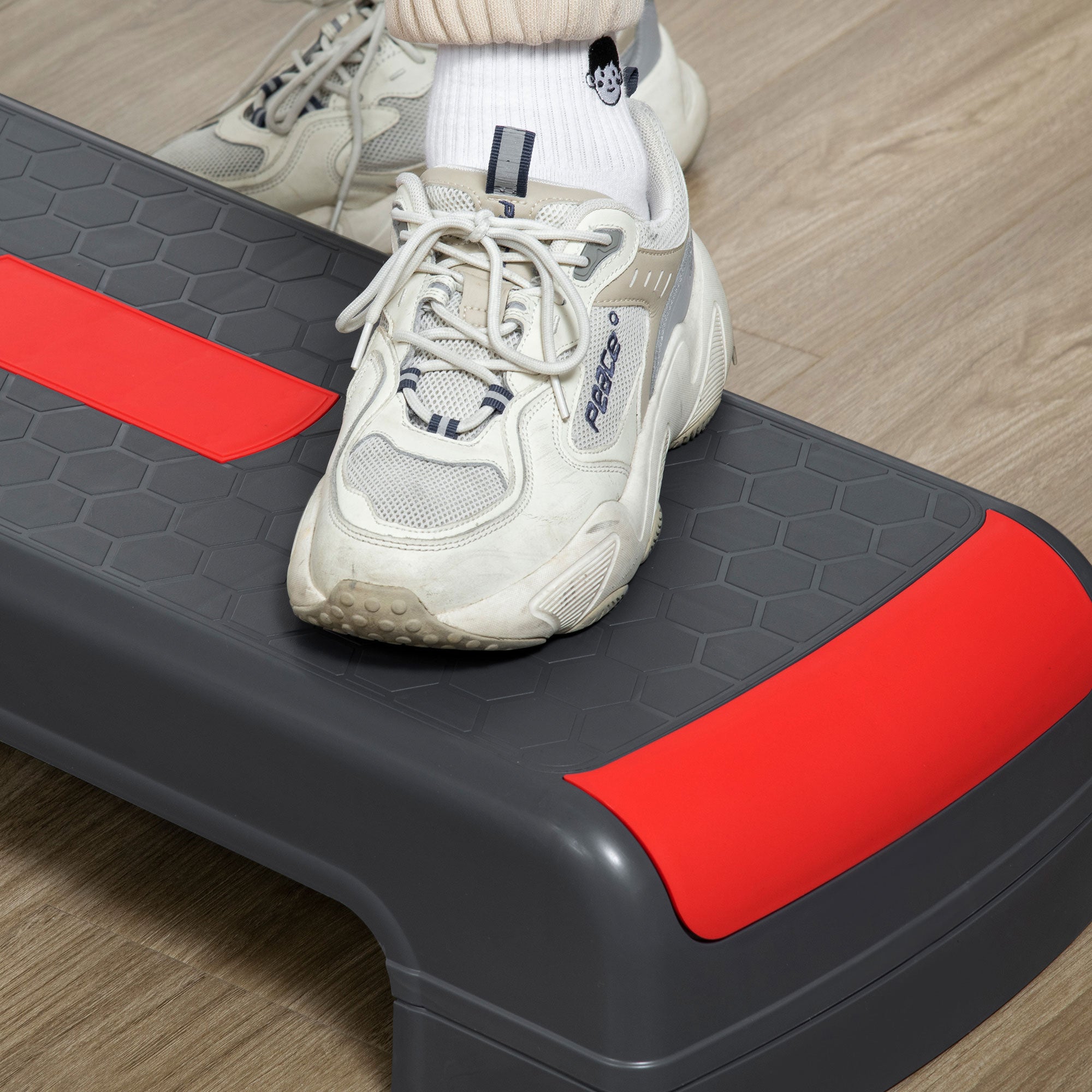 HOMCOM Aerobic Step, 10cm, 15cm & 20cm Height Adjustable Exercise Stepper for Exercise Workout, Nonslip Step Board Great for Home & Office, Grey and Red - North Peak Garden Furniture