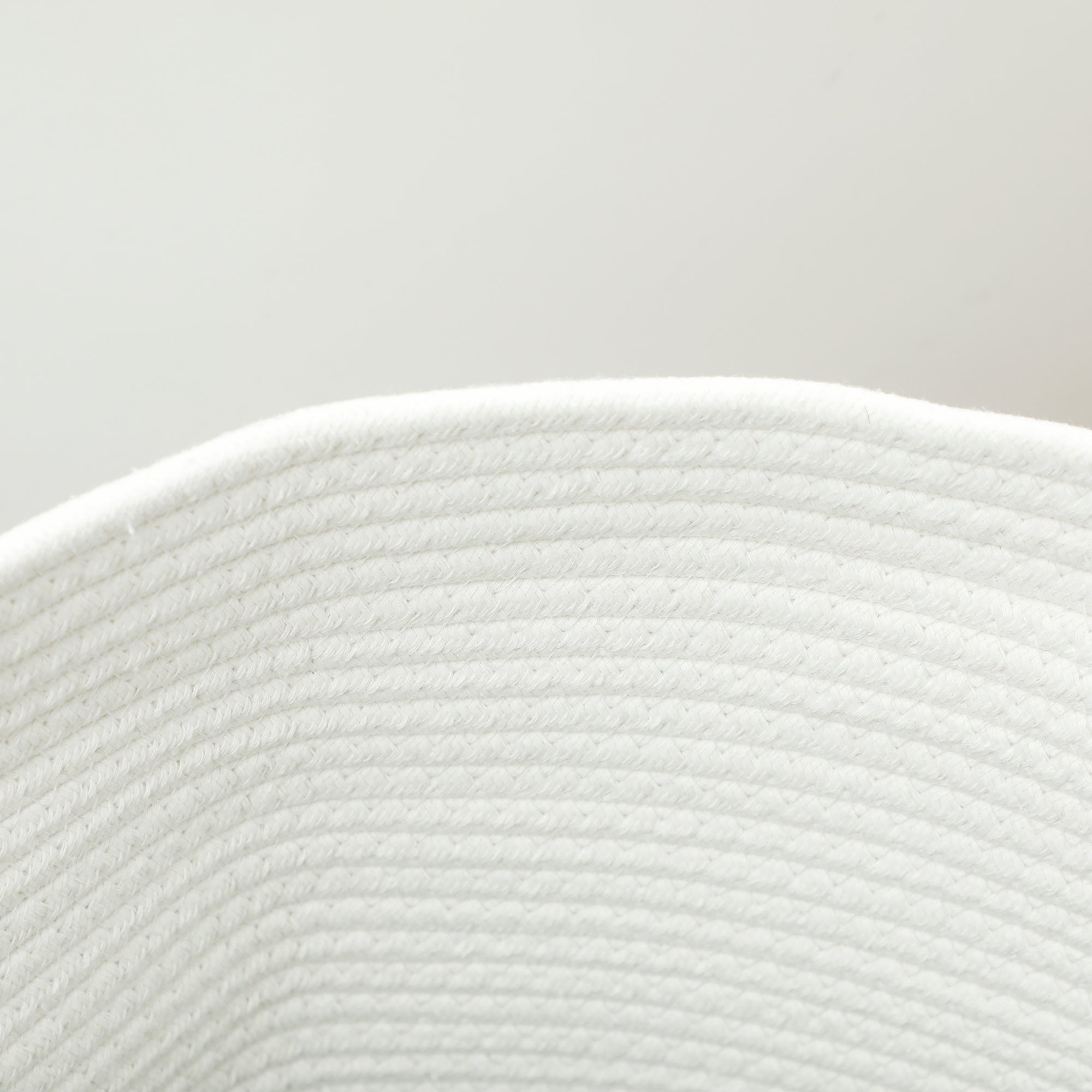 HOMCOM 36L Cotton Rope Laundry Basket, with Handles - Cream White - North Peak Garden Furniture