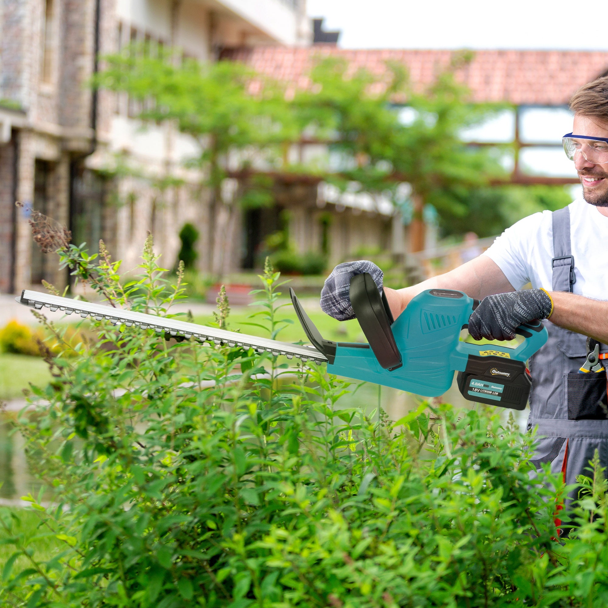 Outsunny Cordless Hedge Trimmer, Electric Hedge Cutter with 51cm Blade, Brushless Motor and 2 Batteries for Branches, Shrubs, Twigs, Blue - North Peak Garden Furniture