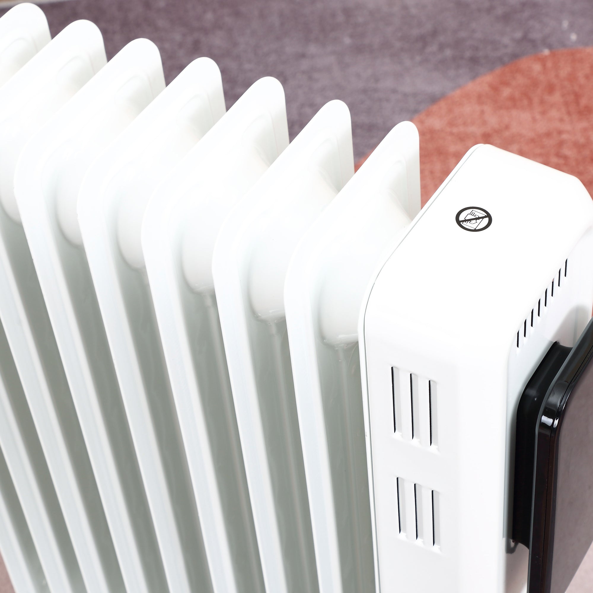 HOMCOM 2000W Oil Filled Radiator, 9 Fin Portable Electric Heater with LED Display, 24H Timer, 3 Heat Settings, Adjustable Thermostat, Safety Cut off, Remote Control, White - North Peak Garden Furniture