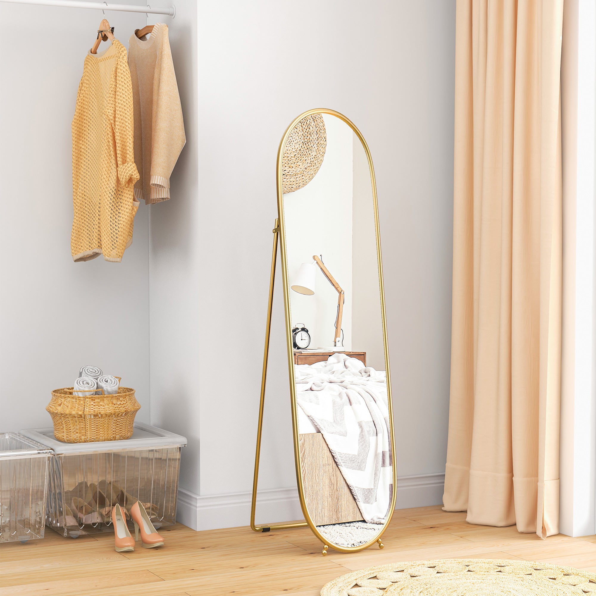 HOMCOM Three-Way Curved Full Length Mirror - Gold Tone - North Peak Garden Furniture
