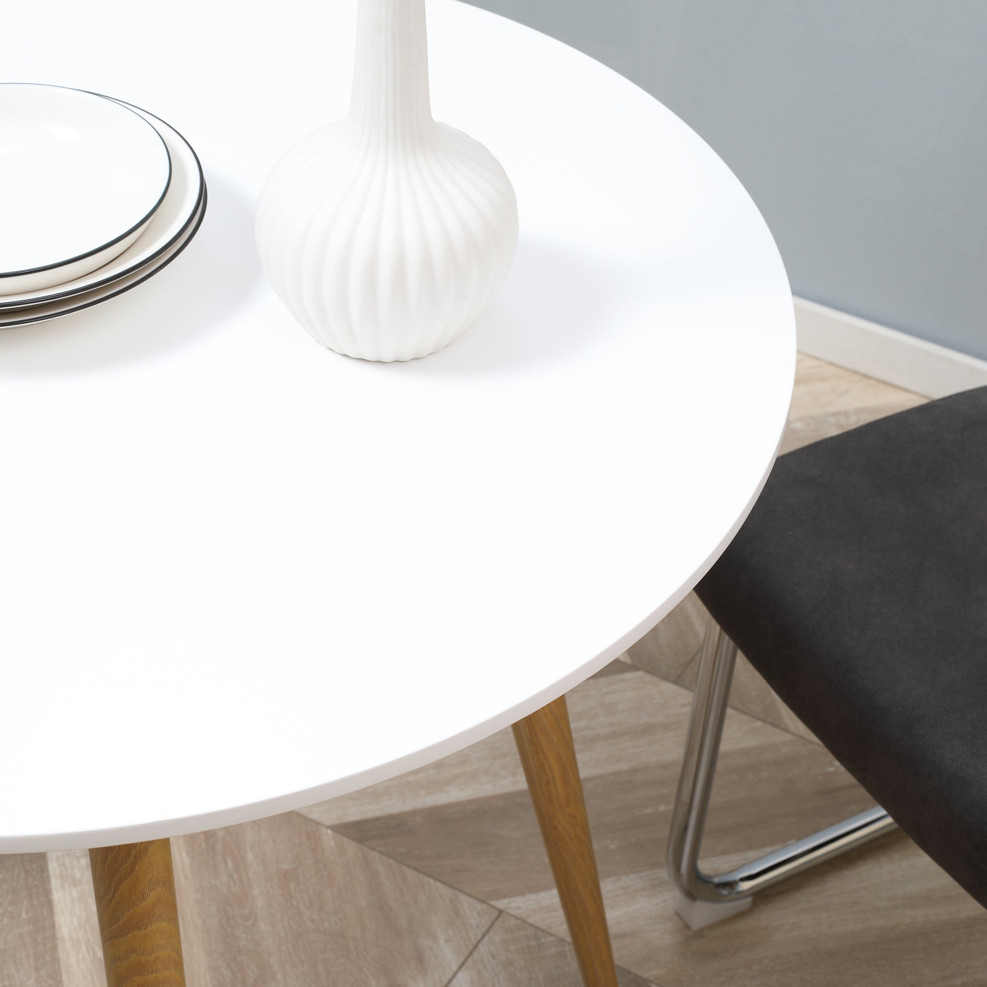 HOMCOM Modern Dining Table for 2 People, Round Kitchen Table, with Matte Top and Metal legs, Dining Room Living Room, White - North Peak Garden Furniture