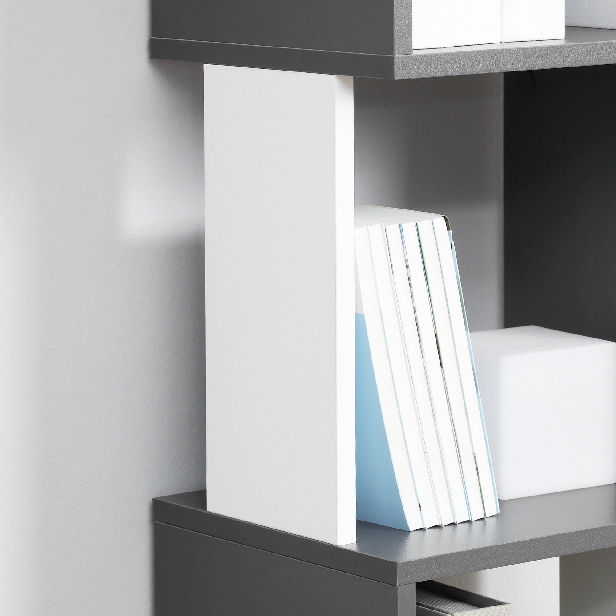 HOMCOM Modern 5-Tier Bookshelf, Freestanding Bookcase Storage Shelving for Living Room Home Office Study, White and Dark Grey - North Peak Garden Furniture