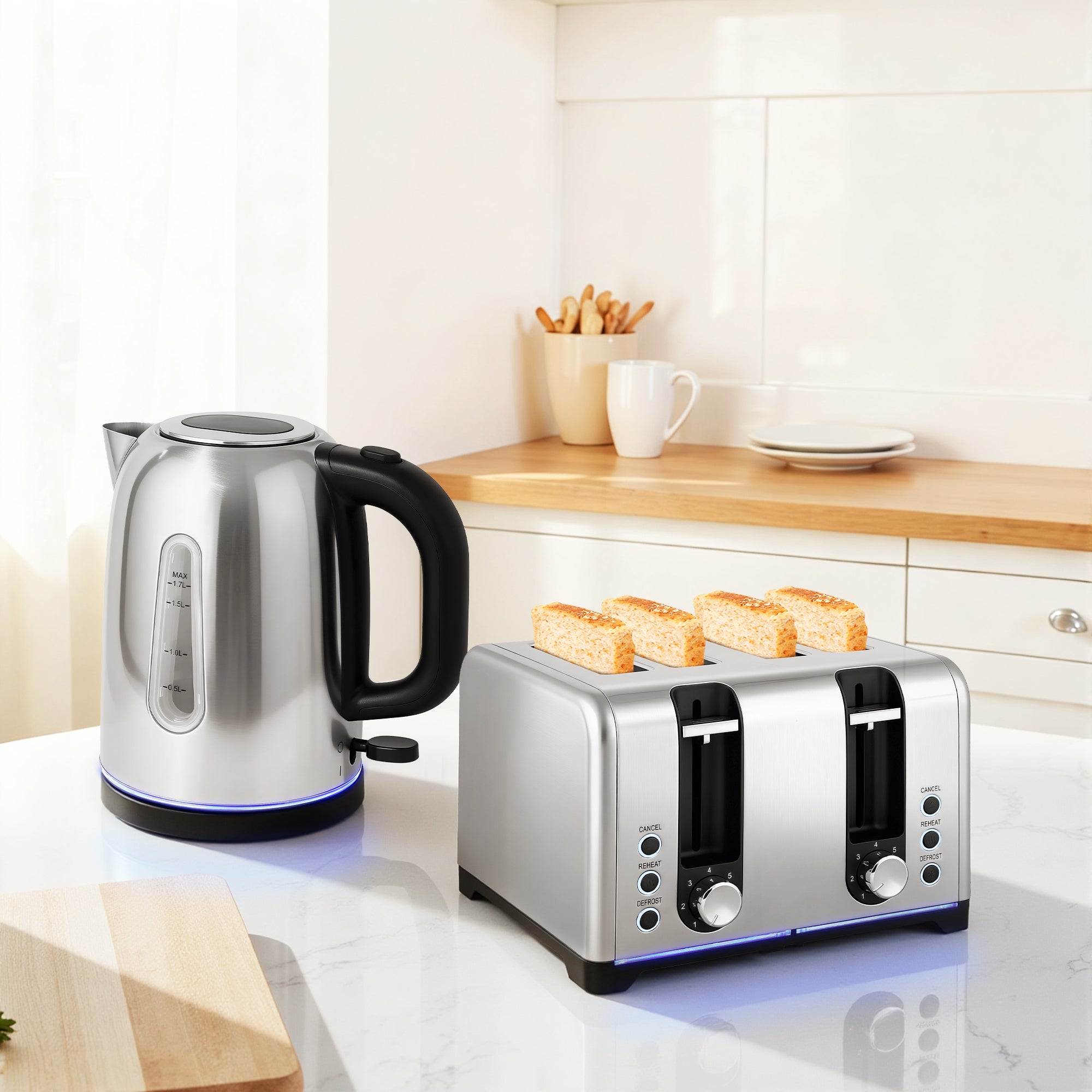 HOMCOM Kettle and Toaster Set, 1.7L 3000W Rapid Boil Jug Kettle with Strix Thermostat, Limescale Filter, 4 Slice Toaster with 7 Browning Controls, Crumb Tray, Silver Tone