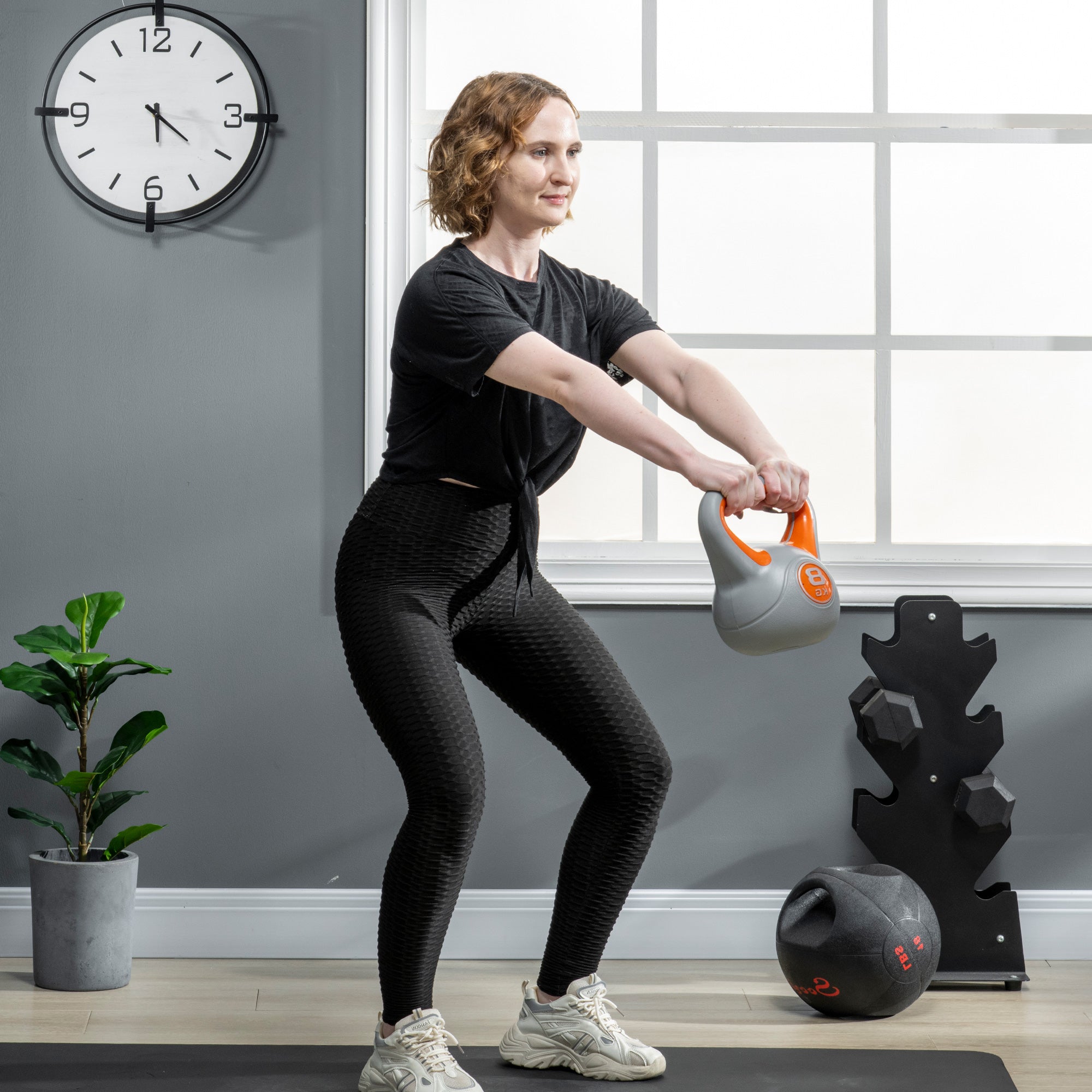 SPORTNOW Kettlebell, 8kg Kettle Bells with Handle for Home Gym Weight Lifting and Strength Training, Orange and Grey - North Peak Garden Furniture
