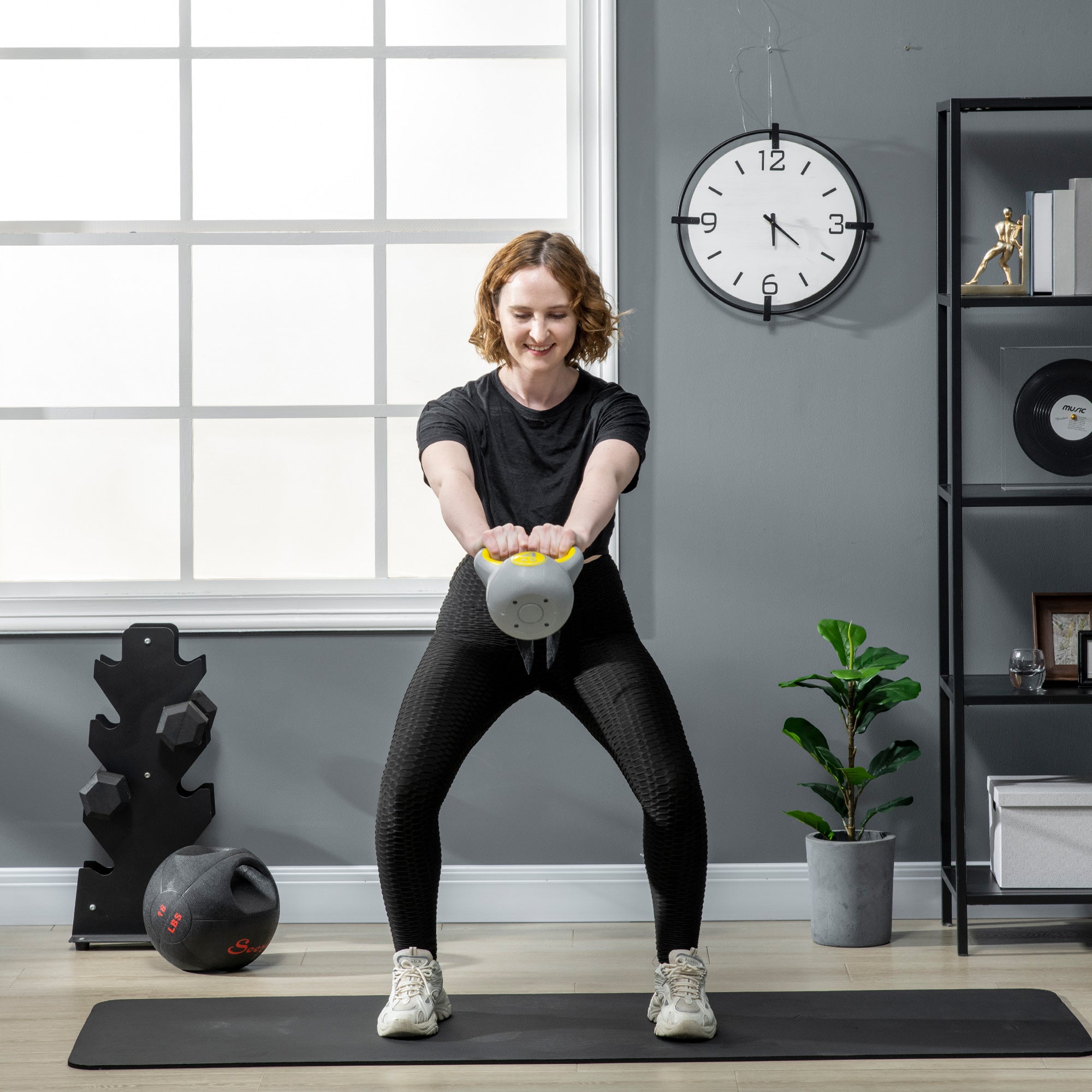 SPORTNOW Kettlebell, 4kg Kettle Bells with Handle for Home Gym Weight Lifting and Strength Training, Yellow and Grey - North Peak Garden Furniture