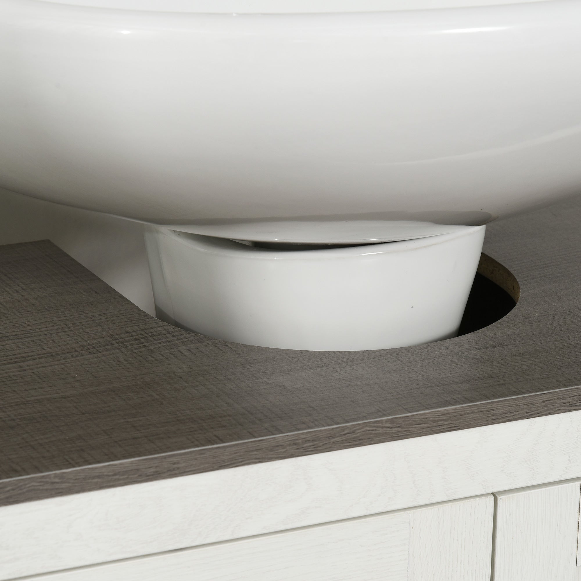 kleankin Modern Bathroom Sink Cabinet, Floor Standing Under Sink Cabinet, Freestanding Storage Cupboard with Adjustable Shelf, Double Doors, Antique White