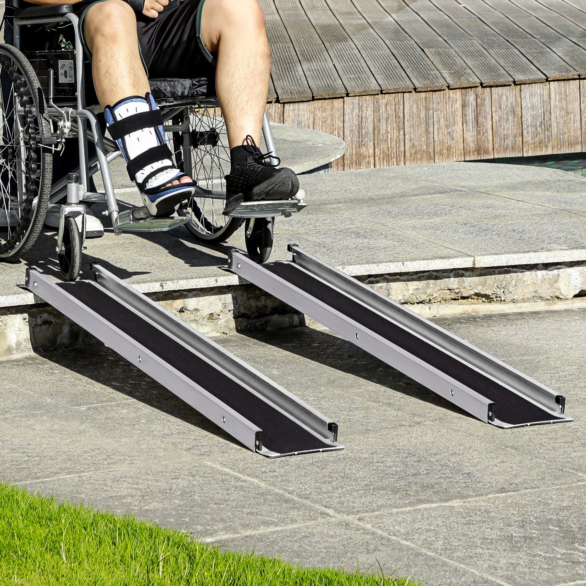 HOMCOM Set of Two 244cm Three-Level Aluminium Wheelchair Ramps