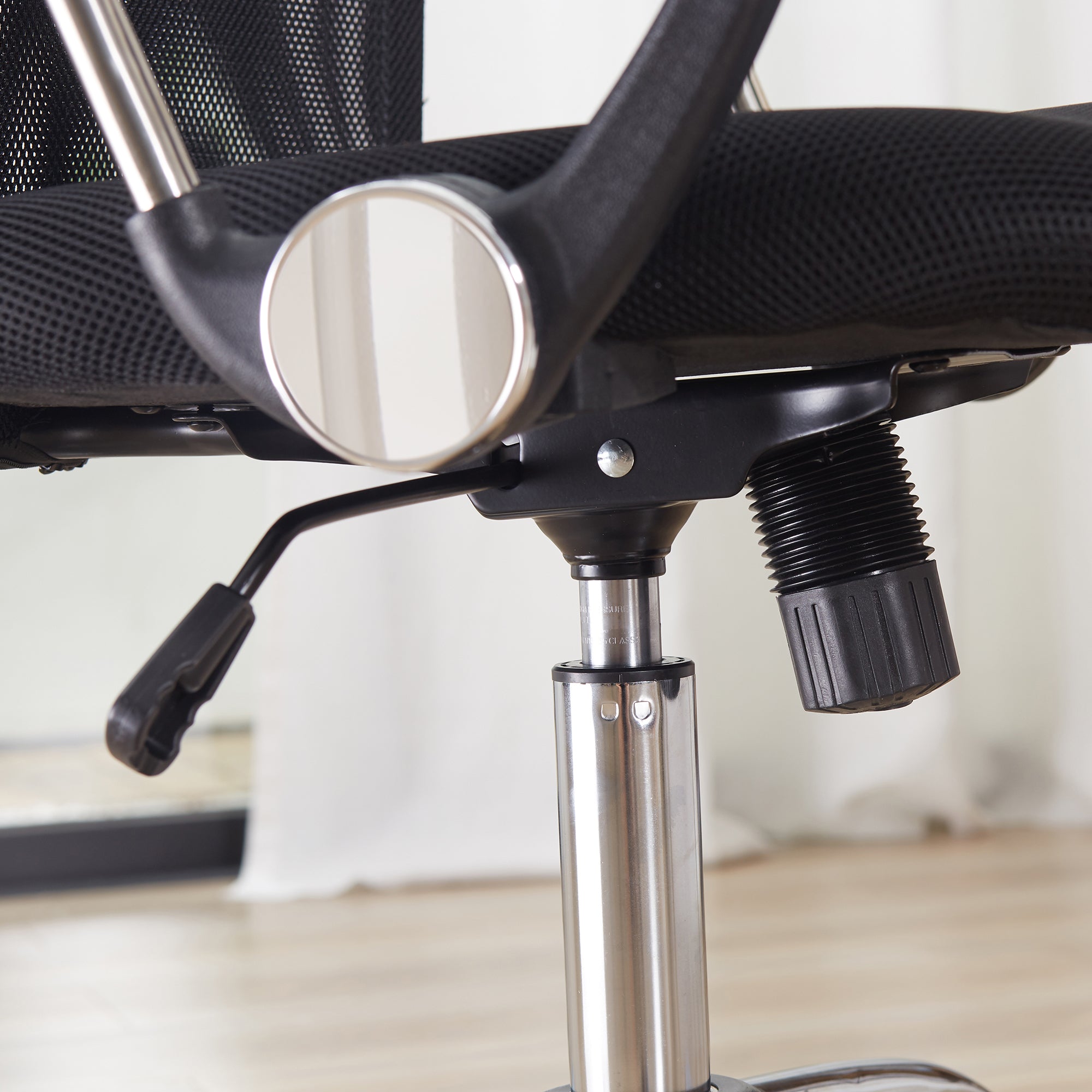 HOMCOM Ergonomic Office Chair Mesh Chair with Adjustable Height Tilt Function Black - North Peak Garden Furniture