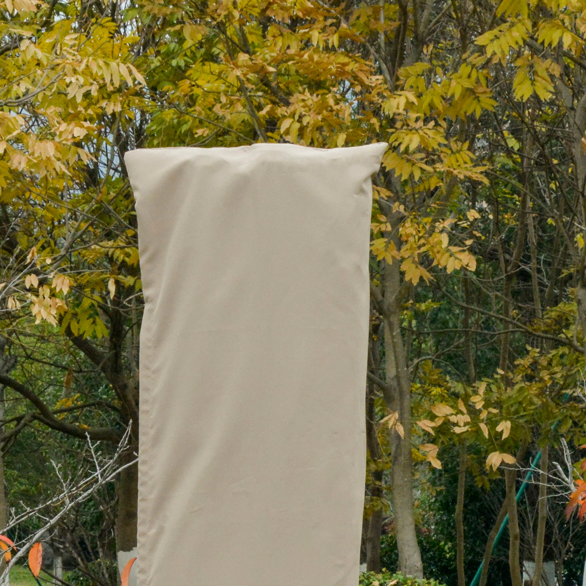 Outsunny Outdoor Cantilever Umbrella Cover with Rod, Zipper, Khaki - North Peak Garden Furniture