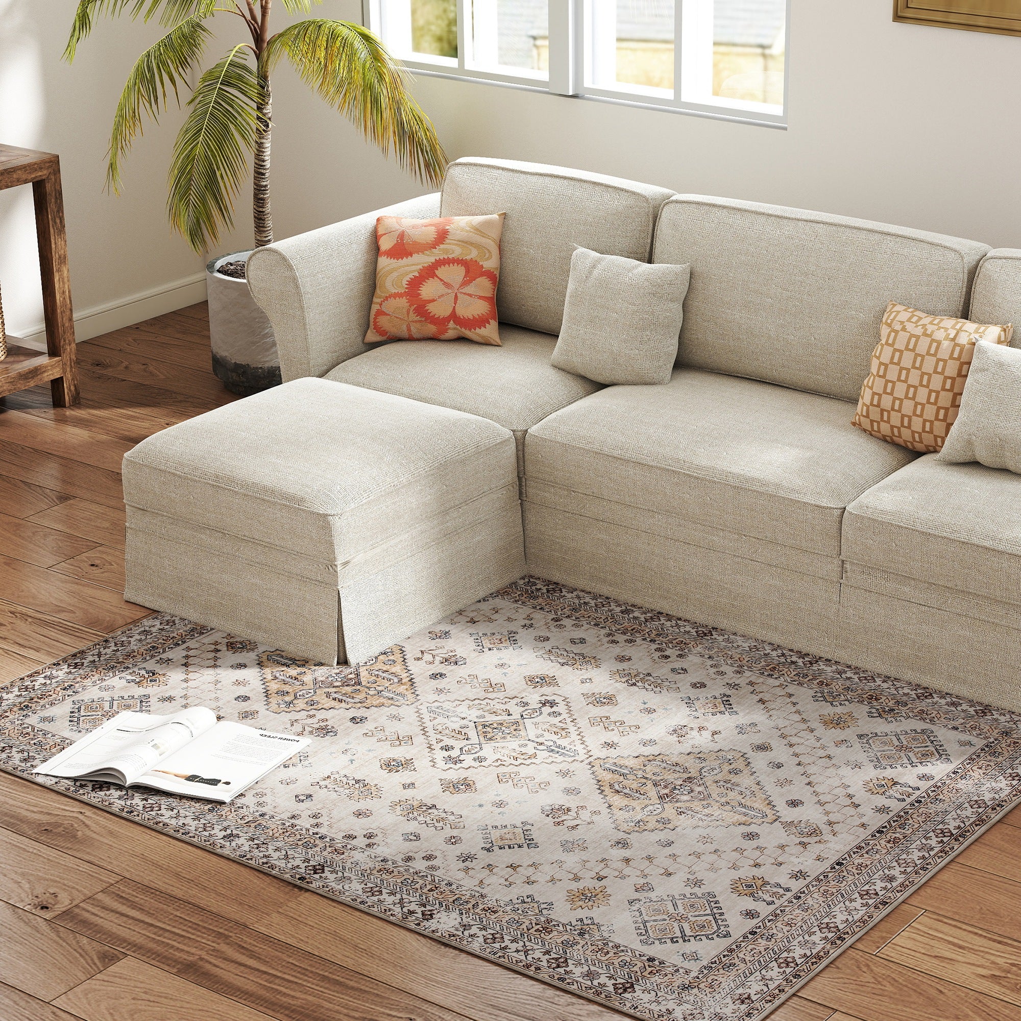HOMCOM Vintage Area Rug, Non-Slip Washable Rug, Flannel Floor Carpet for Living Room, Bedroom, Dining Room, Home Office, 170 x 120 cm, Beige