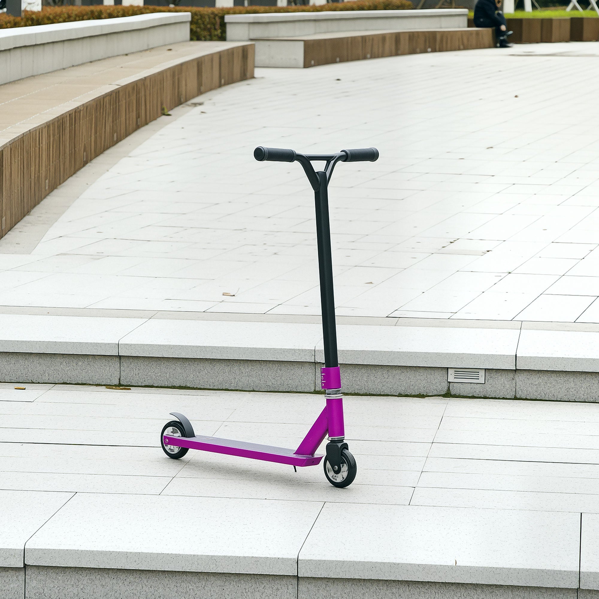 HOMCOM Stunt Scooter, 360° Entry Level Tricks Scooter w/ Lightweight Aluminium Deck and ABEC 7 Bearing, For Age 14+ Beginners, Purple - North Peak Garden Furniture