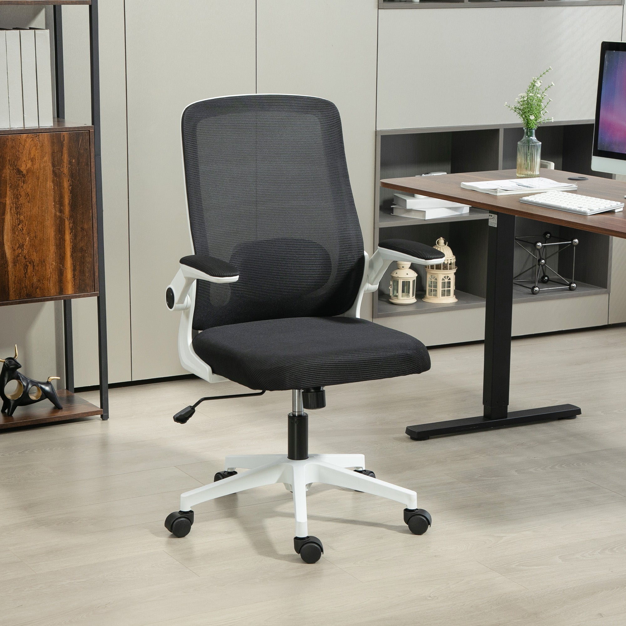 HOMCOM Mesh Back Adjustable Office Chair - Black - North Peak Garden Furniture