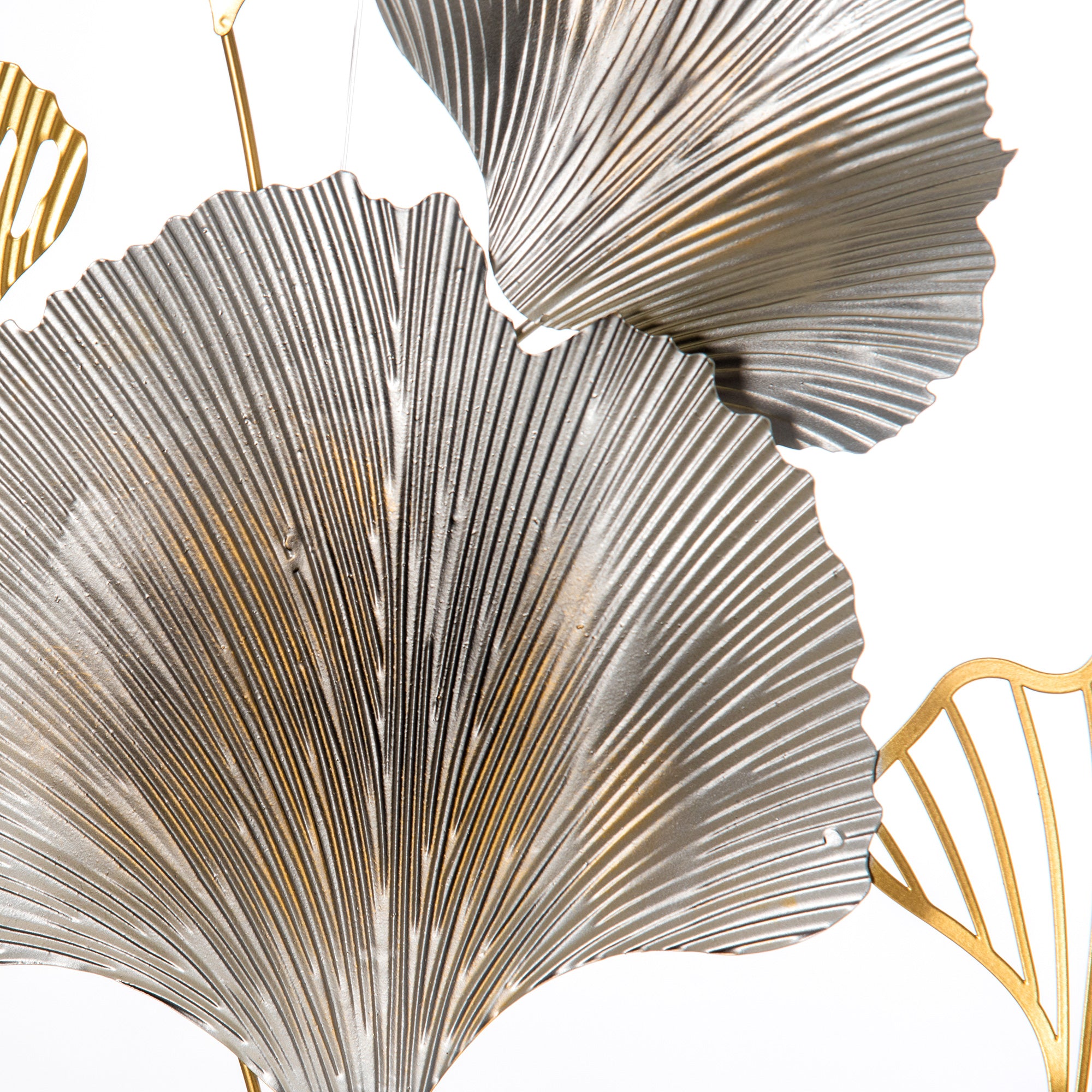 HOMCOM 3D Metal Wall Art Modern Ginkgo Leaves Hanging Wall Sculptures Home Decor for Living Room Bedroom Dining Room, Gold - North Peak Garden Furniture