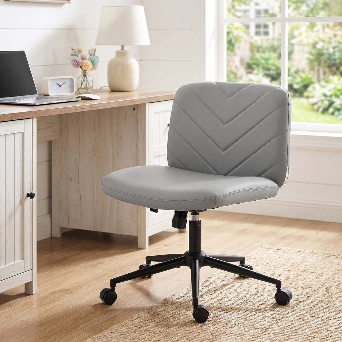 HOMCOM Home Office Desk Chair Height Adjustable Swivel Chair Cross Legged Wide Seat Swivel Wheels Grey