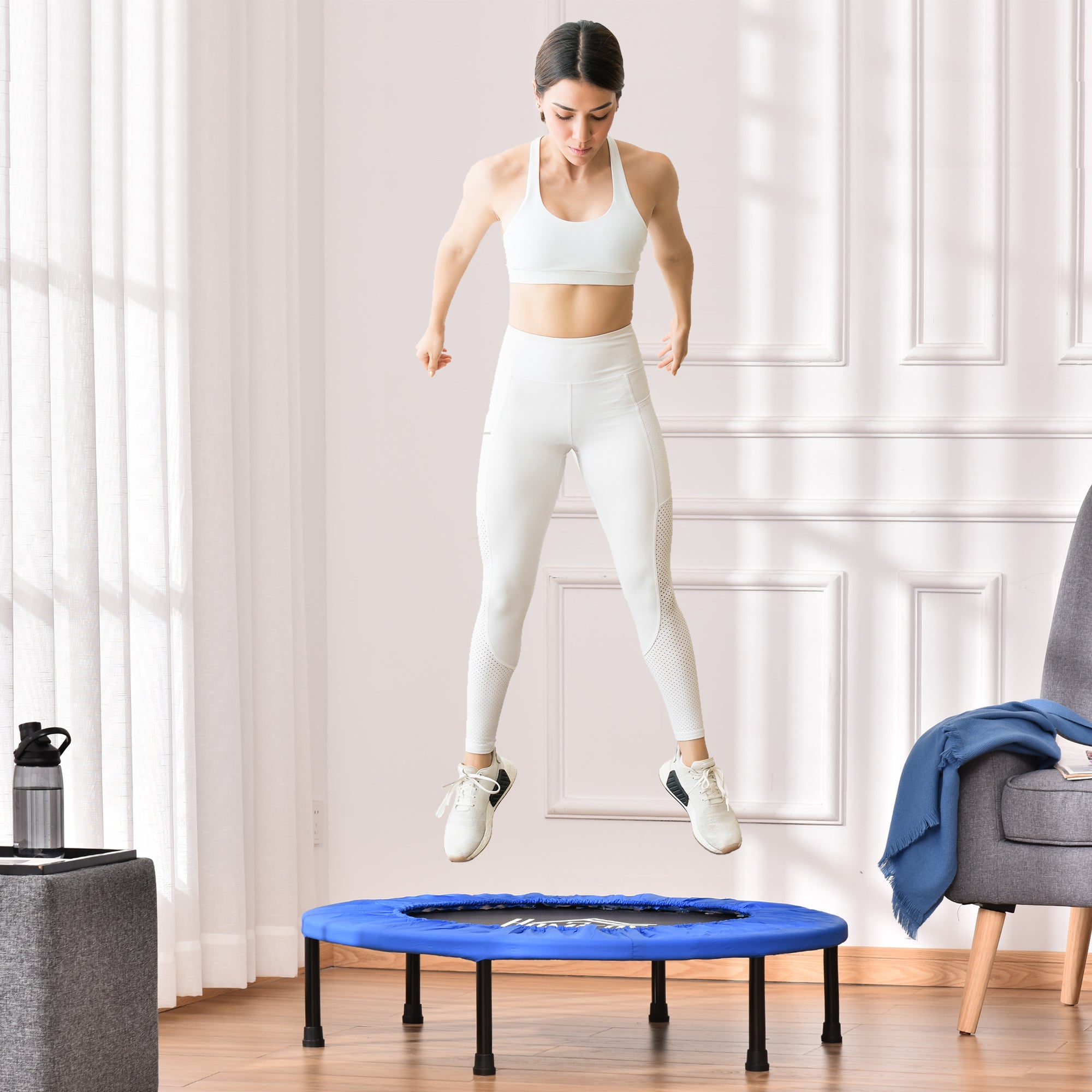 HOMCOM Fitness Trampoline Aerobic Rebounder for Indoor Outdoor Jumping Training Exercise, 91cm Round Jumper with Sponge Edge, Support Up to 100 KG, Blue - North Peak Garden Furniture