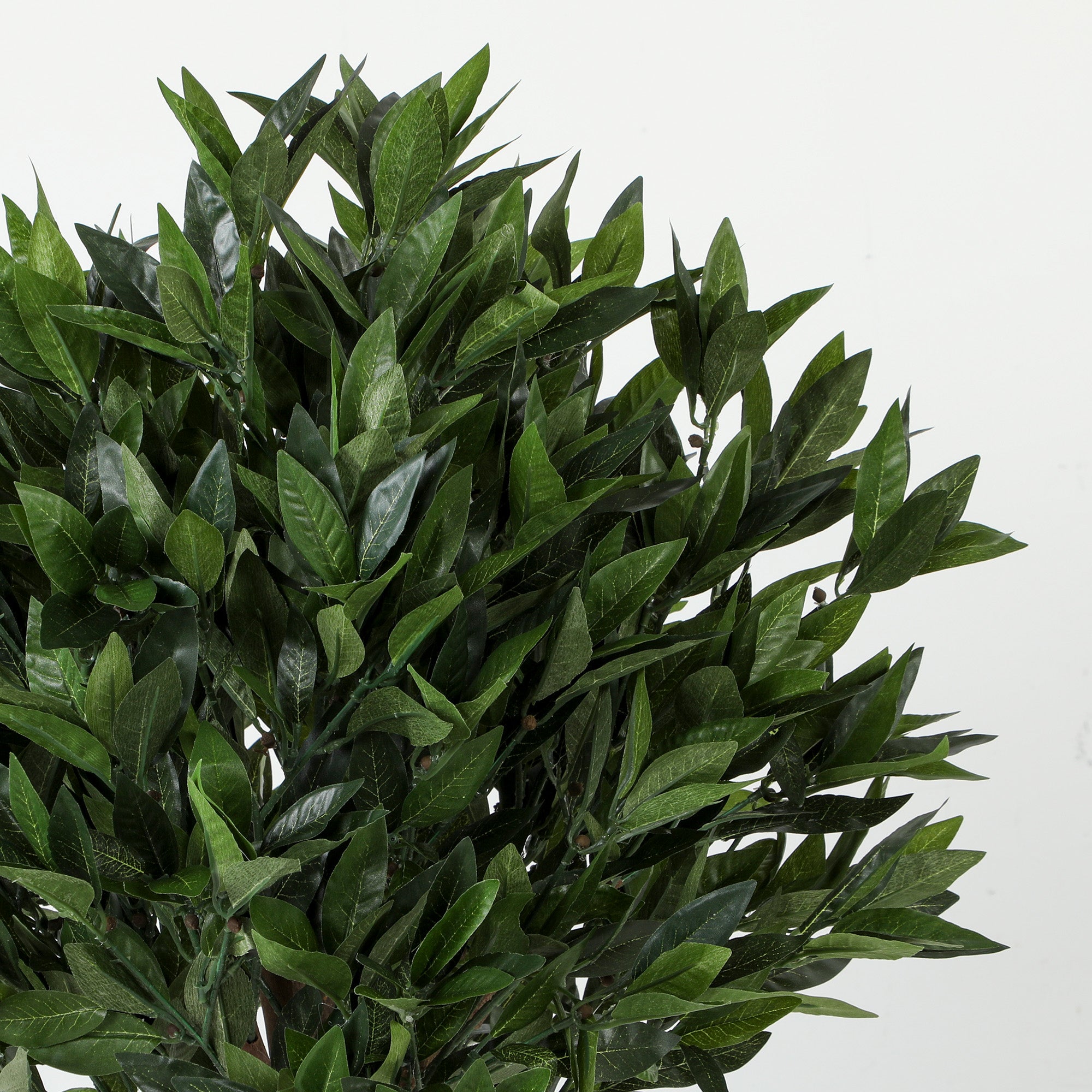 Outsunny Realistic Lush Topiary Ball Tree, Artificial Bay Laurel Topiary Trees with Weighted Pot, Set of 2, Green
