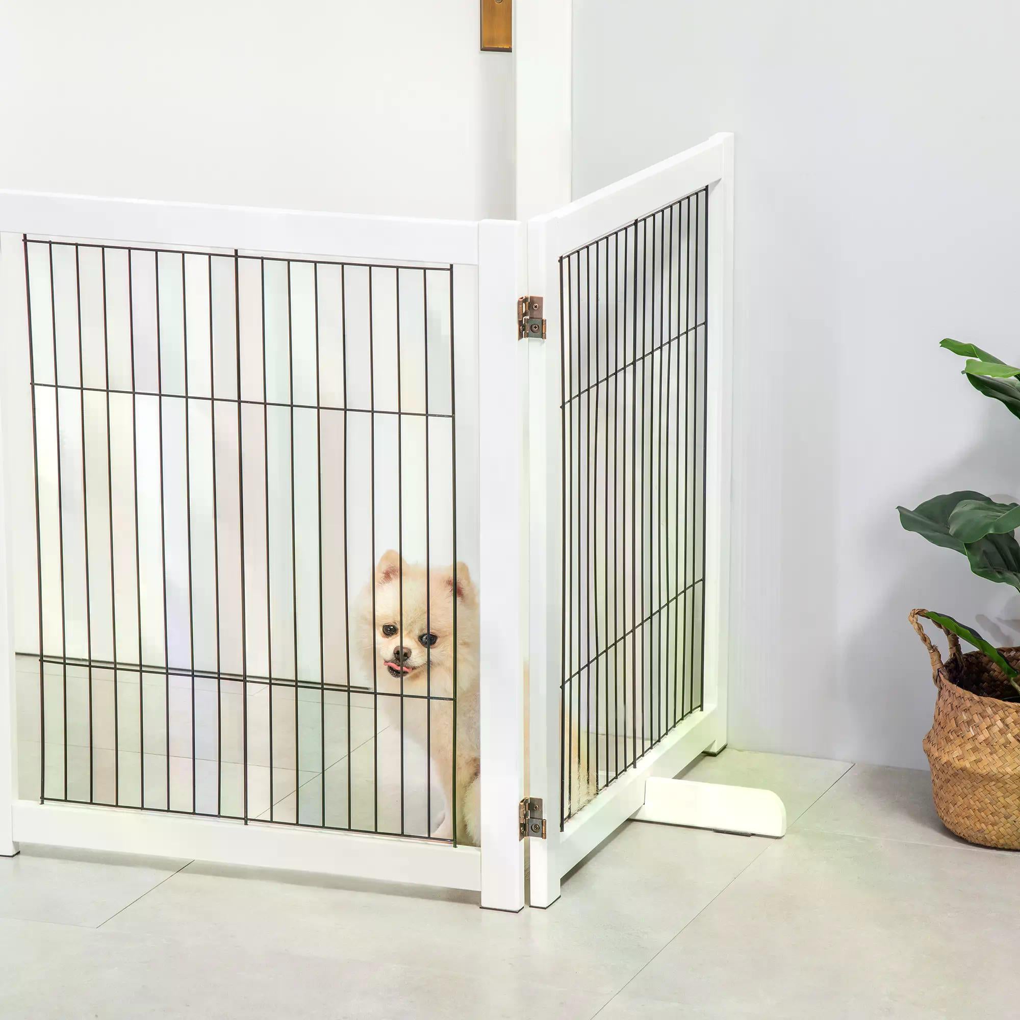 PawHut Freestanding Folding Pet Gate 4 Panels Dog Puppy Barrier with Support Feet