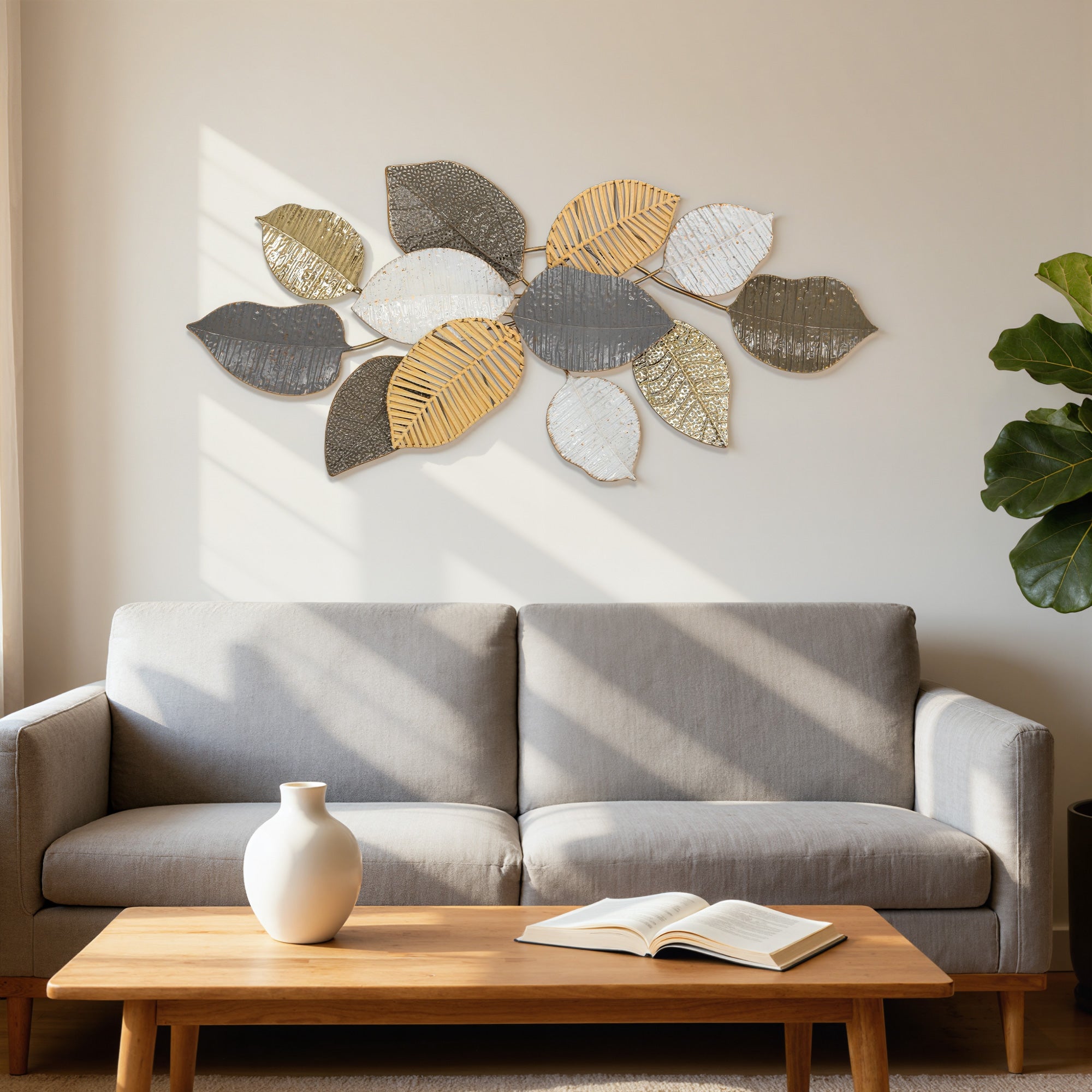 HOMCOM Metal Wall Art, Modern Hanging Wall Decor with Unique Leaf Design for Living Room Bedroom Entryway