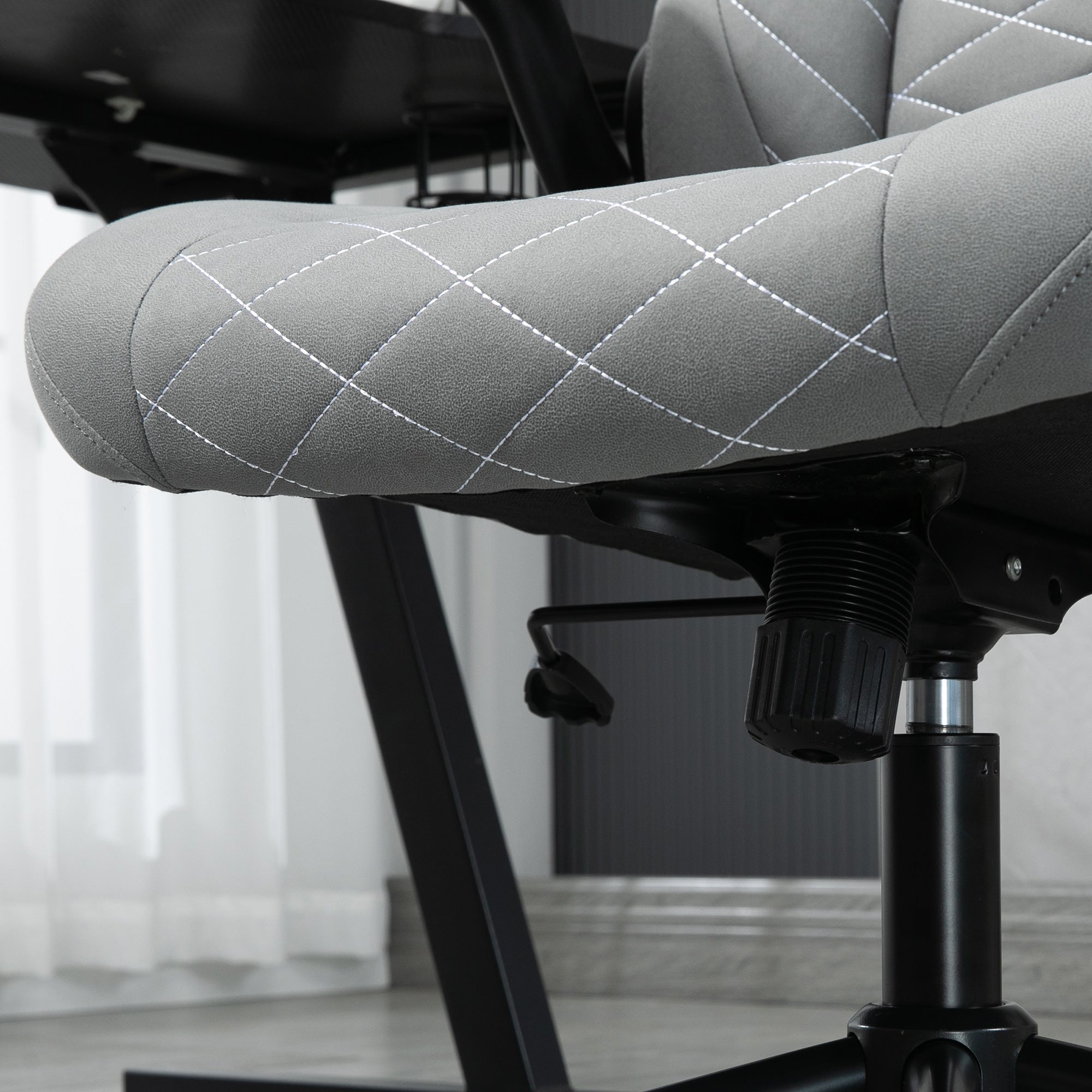 Vinsetto Home Office Desk Chair, Computer Chair with Flip Up Armrests, Swivel Seat and Tilt Function, Light Grey - North Peak Garden Furniture