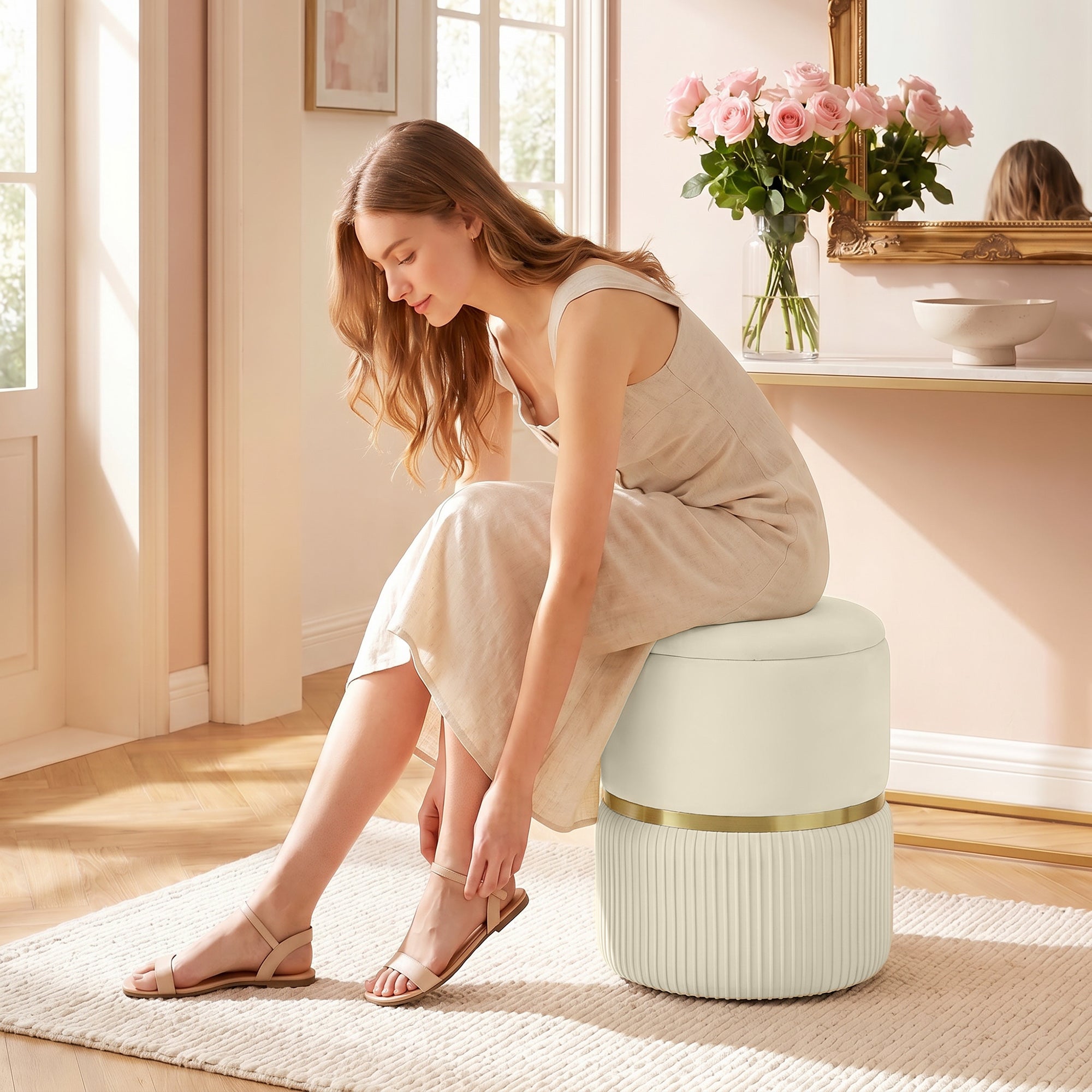 HOMCOM Round Storage Stool, Velvet-feel Fabric Upholstered Vanity Stool with Removable Top, Padded Seat and Hidden Space, Beige