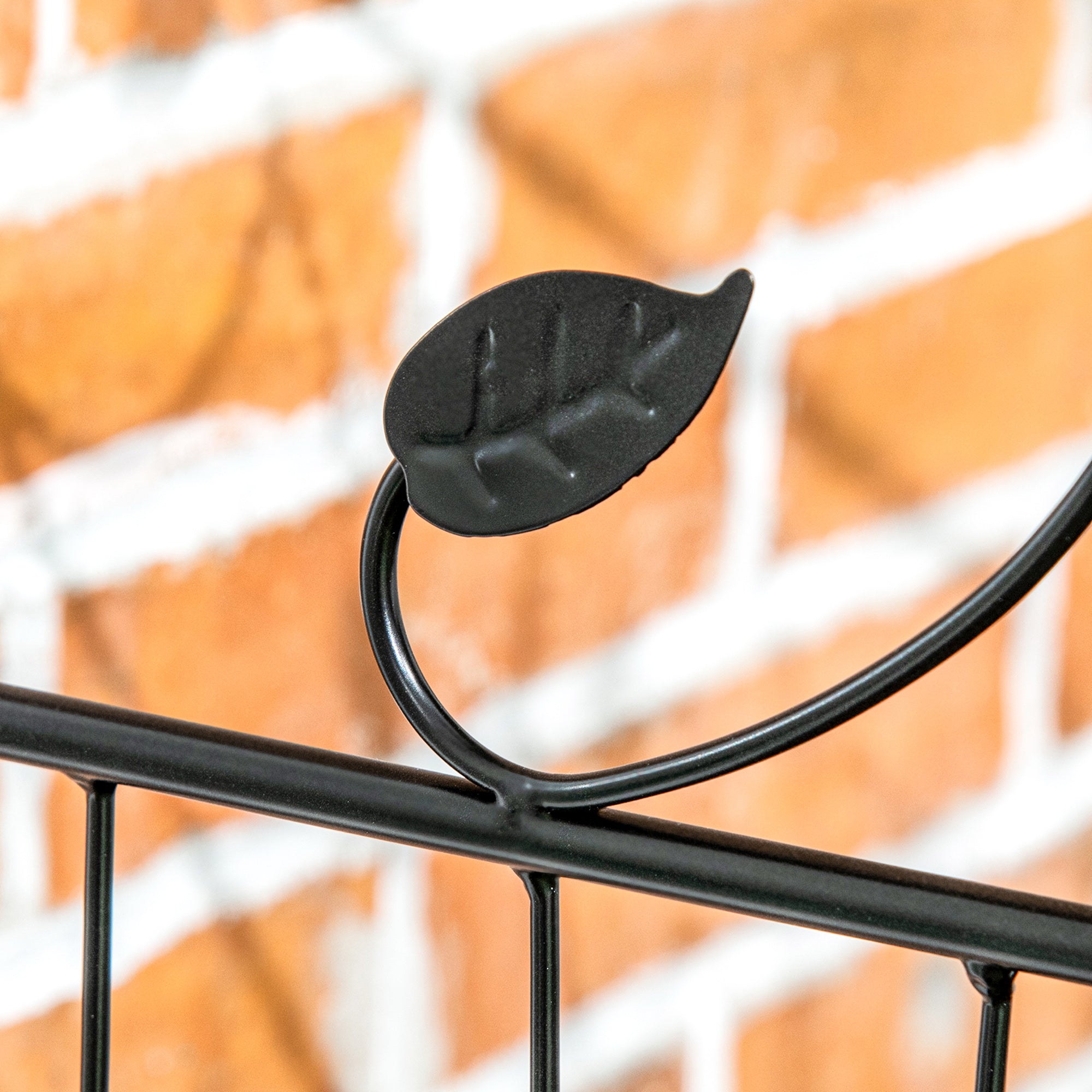 Outsunny Decorative Garden Fencing, 8PCs 43in x 23ft Outdoor Picket Fence Panels, Rustproof Metal Wire Landscape Flower Bed Border Edging Animal Barrier, Black - North Peak Garden Furniture