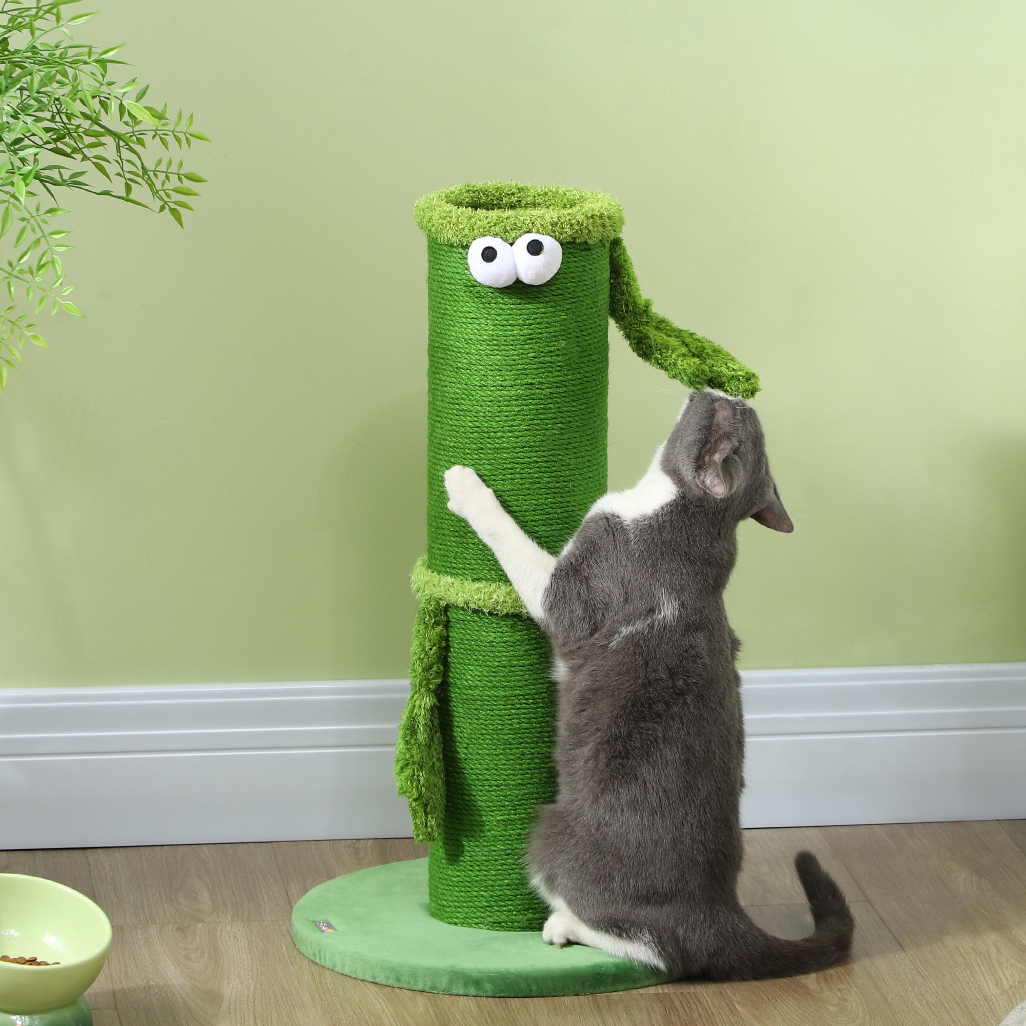 PawHut 63cm Cat Scratching Post for Indoor Cats, with Sisal Rope Cover, Large Base, Green