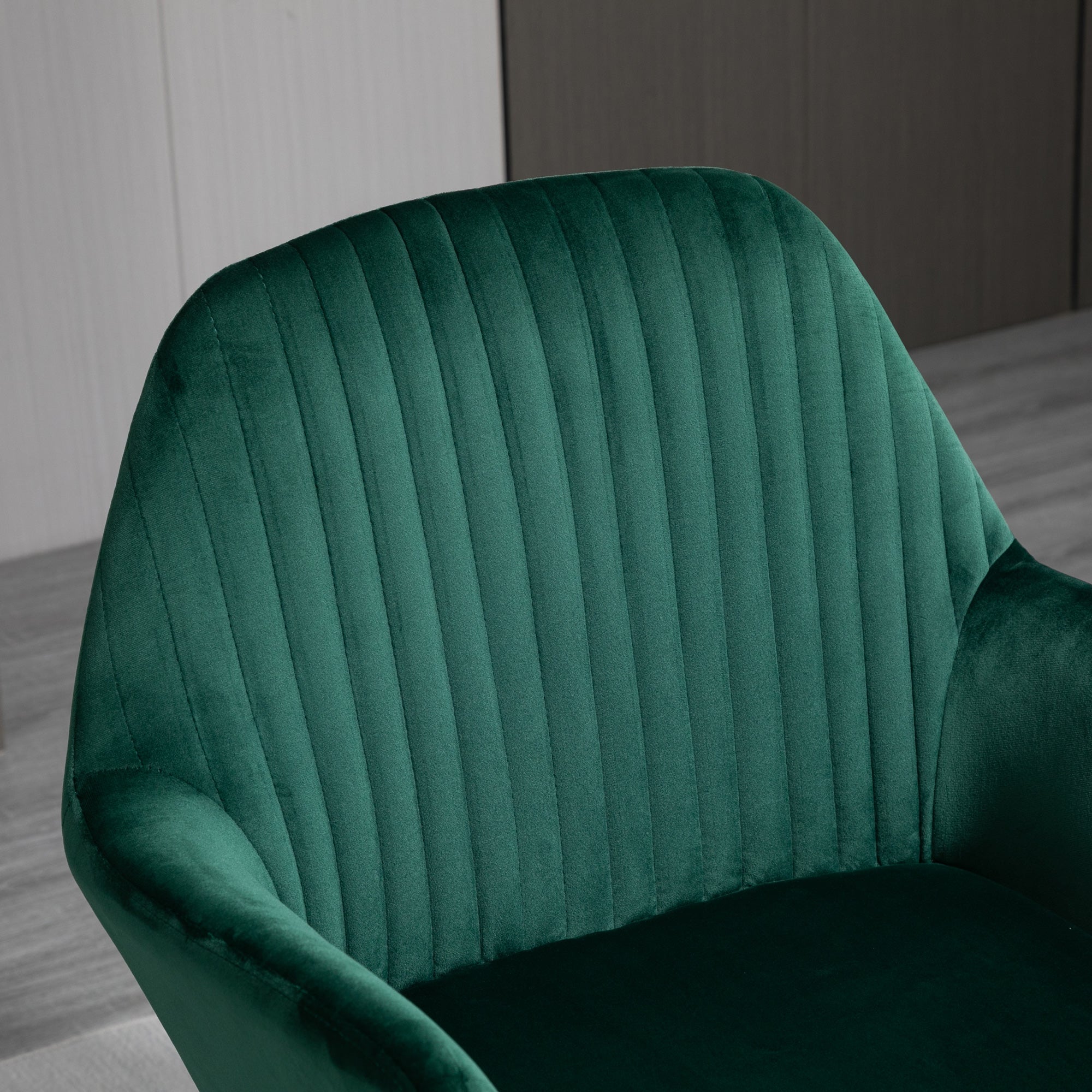HOMCOM Modern Arm Chair Upholstered Accent Chair with Metal Base for Living Room Green - North Peak Garden Furniture