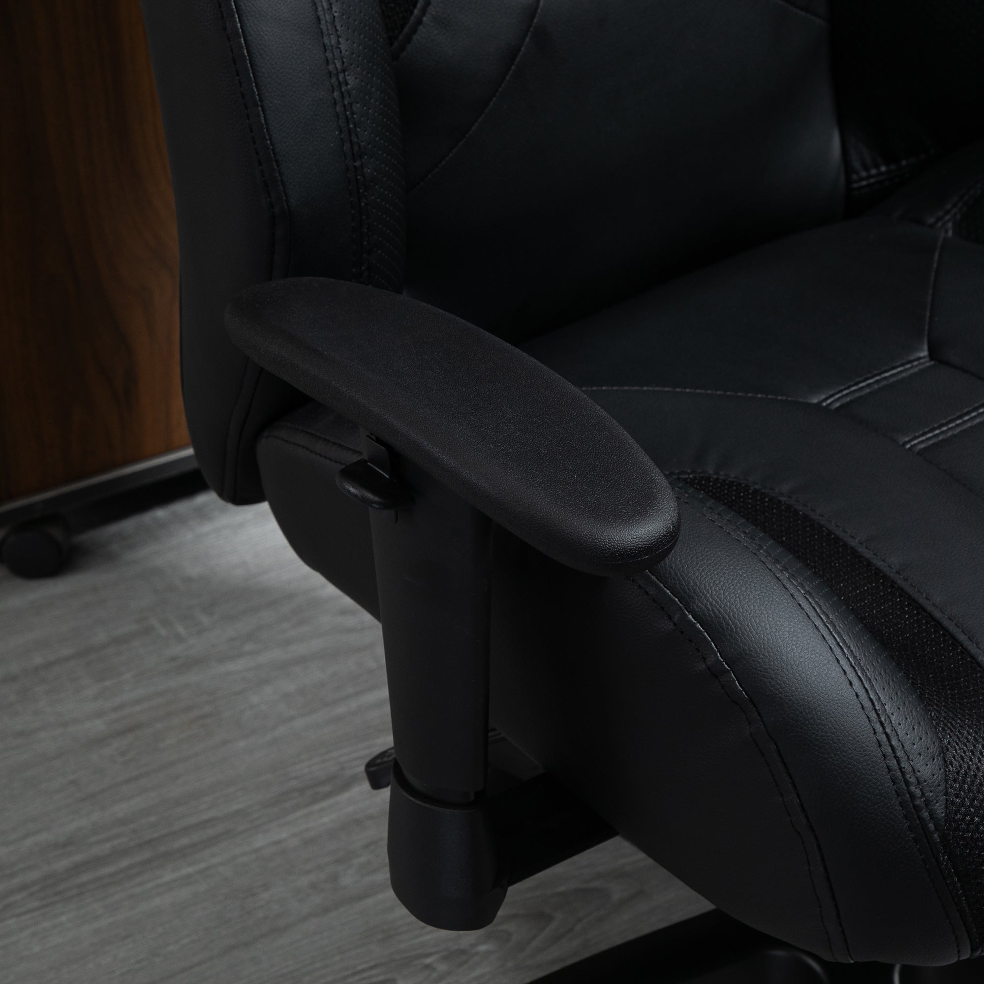 Vinsetto Racing Gaming Chair, Mesh & Faux Leather Computer Chair with High Back, Swivel Wheels, Adjustable Height and Armrest, Black - North Peak Garden Furniture