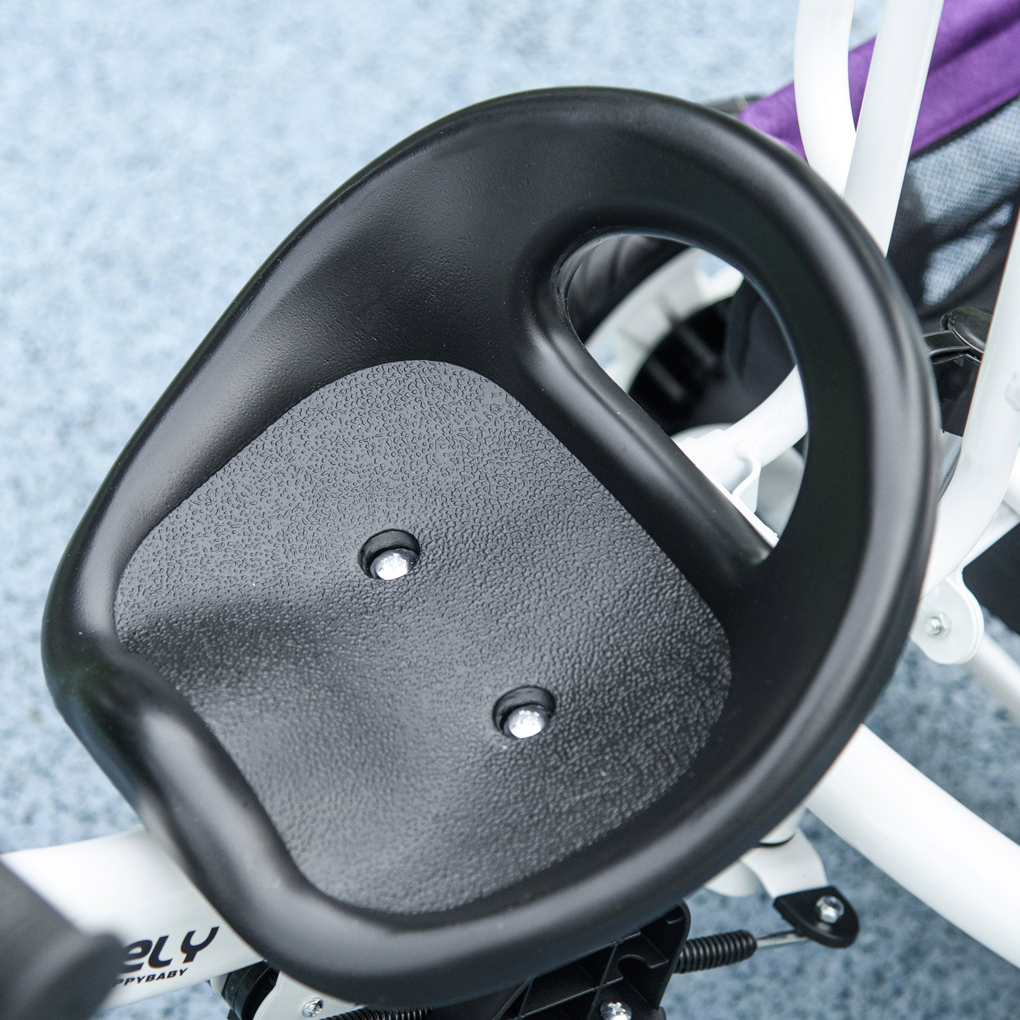 HOMCOM 6 in 1 Kids Trike Push Bike w/ Push Handle, Canopy, 5-point Safety Belt, Storage, Footrest, Brake, for 1-5 Years, Purple - North Peak Garden Furniture