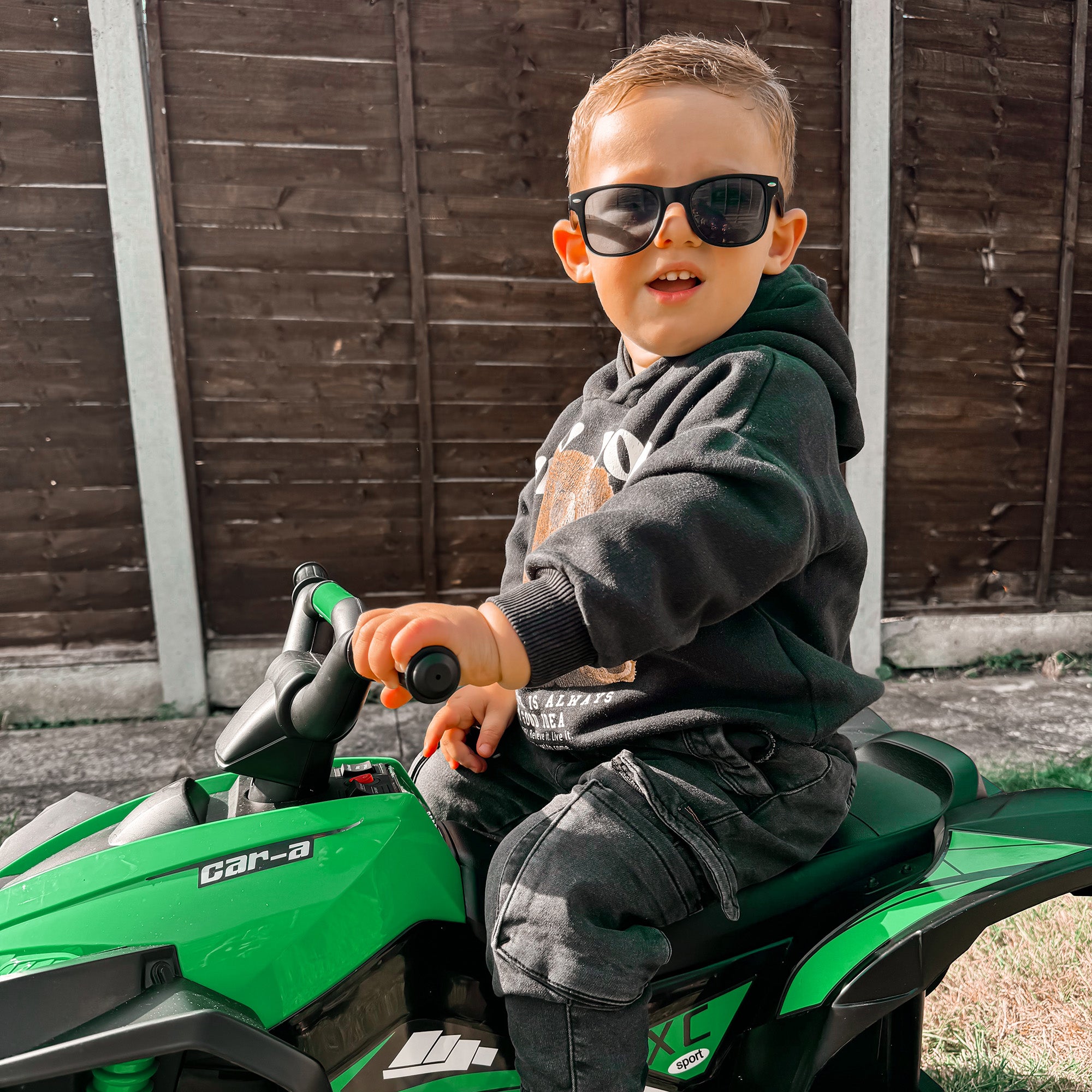 HOMCOM 12V Ride-On Quad Bike w/ Music, Horn, for Ages 3-5 Years - Green - North Peak Garden Furniture